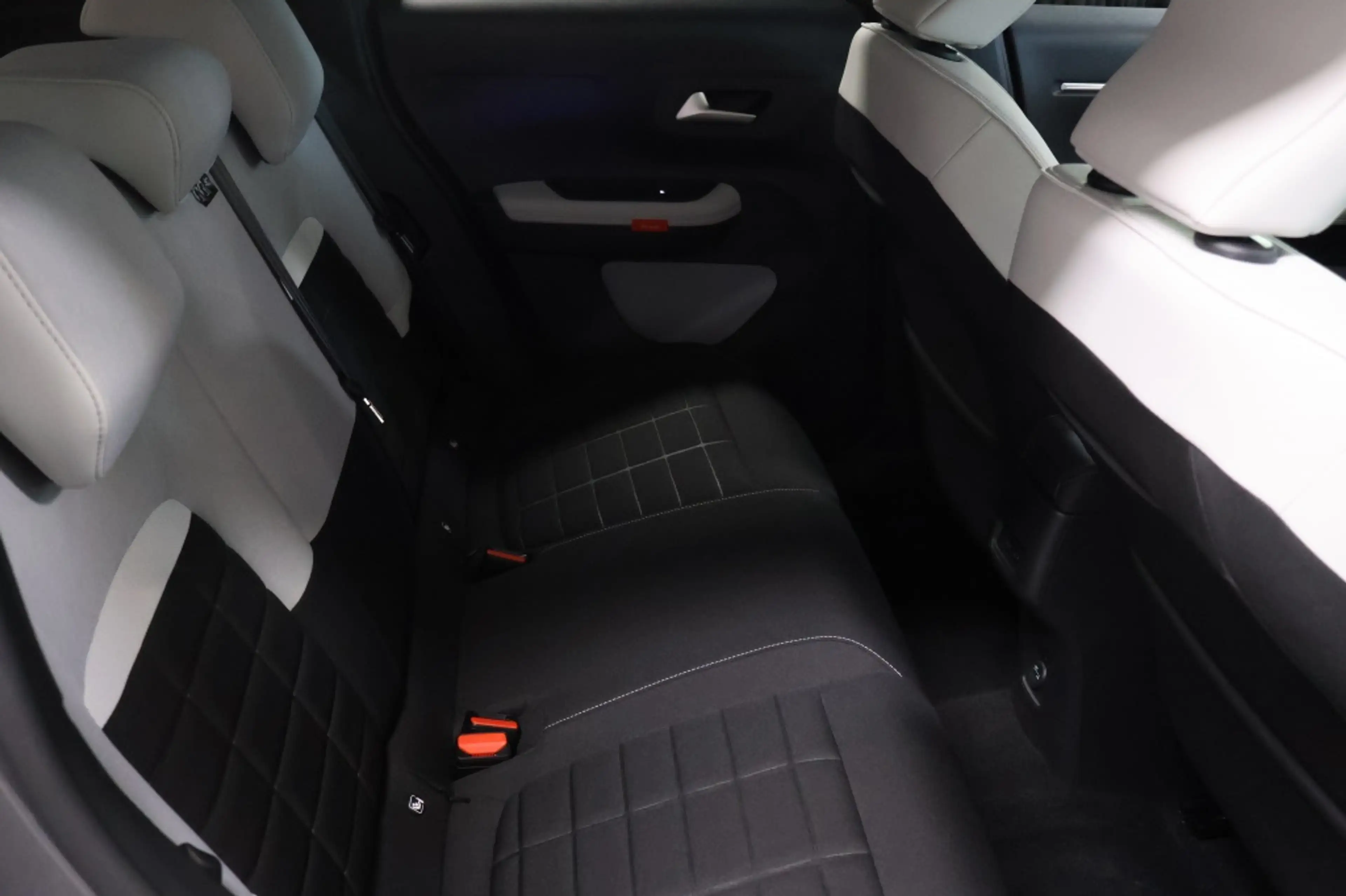 Citroen E-C3 Max 113pk Comfort Range 44 kWh | WLTP 328km — photo 15