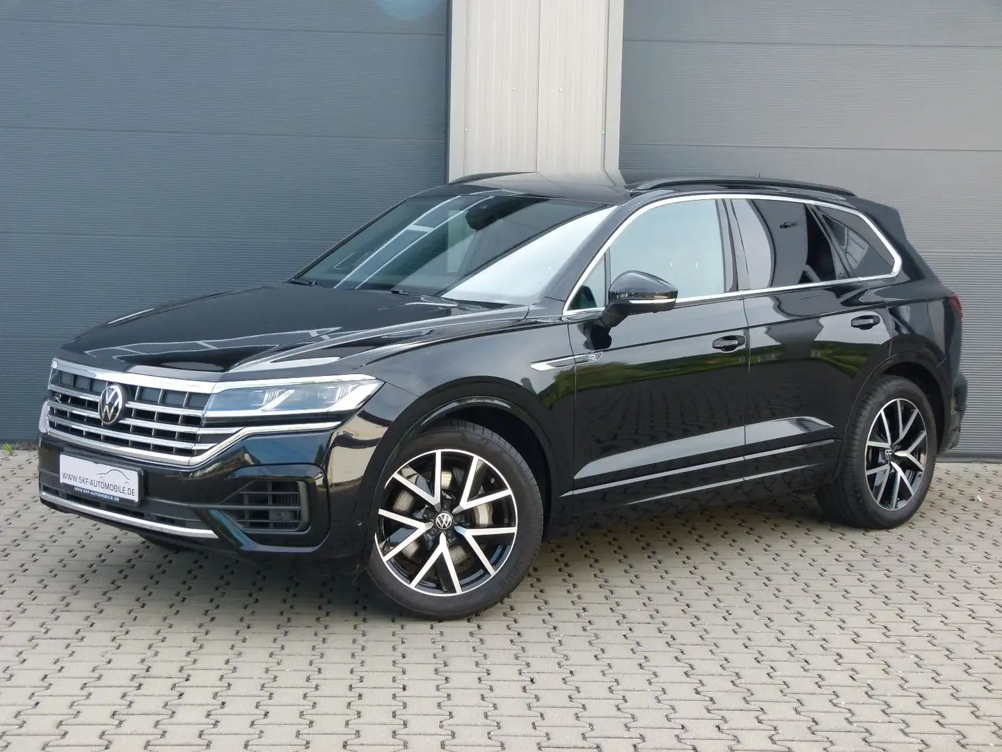 Volkswagen Touareg R-Line 4M AHK ACC 360° Leder Luft Panor. Schwarz - 1