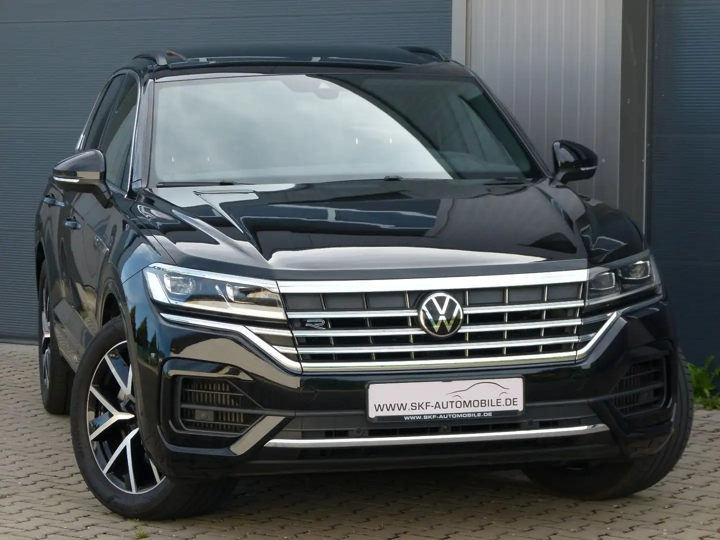 Volkswagen Touareg R-Line 4M AHK ACC 360° Leder Luft Panor. Schwarz - 2