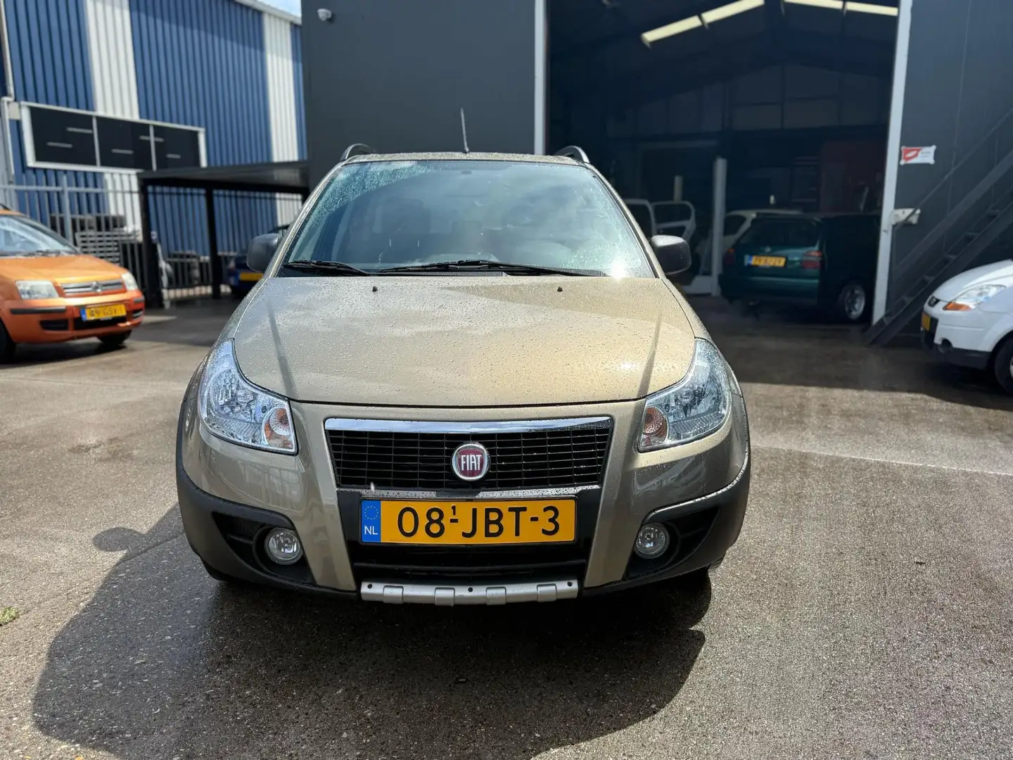 Fiat Sedici 1.6-16V Dynamic Automaat NAP AIRCO Bej - 2