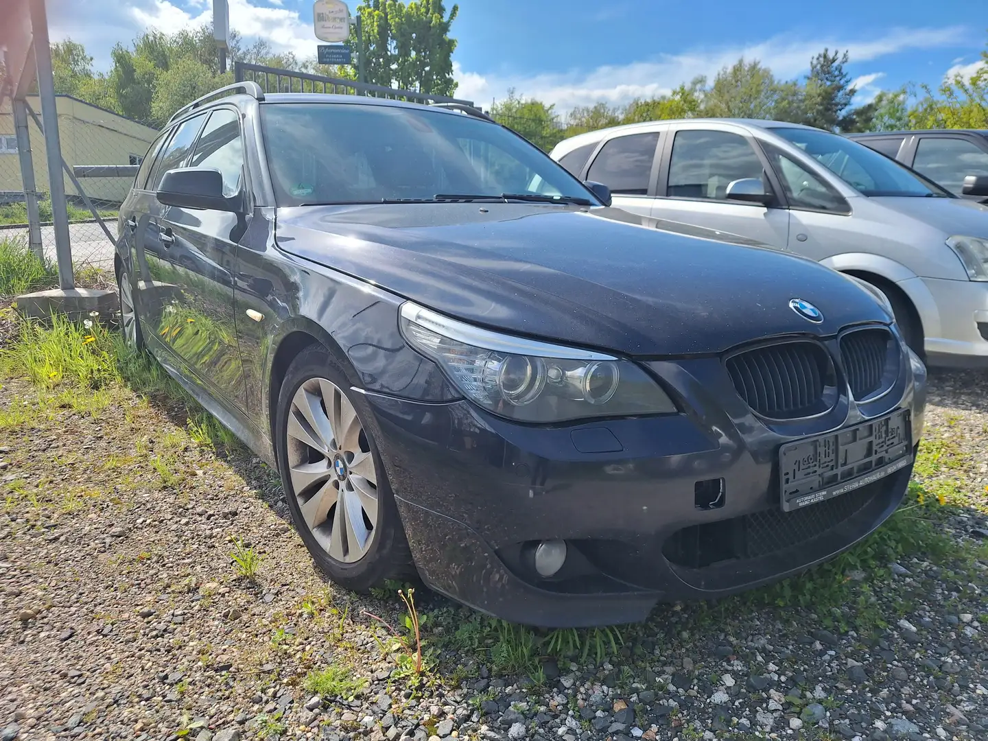 BMW 520 520d Edition Sport Zwart - 2