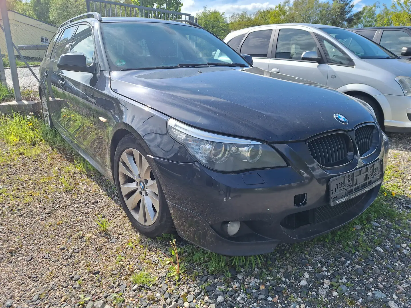 BMW 520 520d Edition Sport Zwart - 1