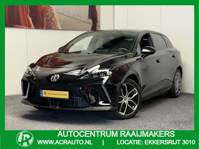 MG MG4 ELECTRIC LUXURY LONG RANGE 204 PK 64 KWH FABRIEKGA
