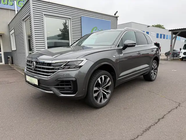 Volkswagen Touareg R Line 4Motion+AHK+AWS+StHz+HUD+MEM+LED+