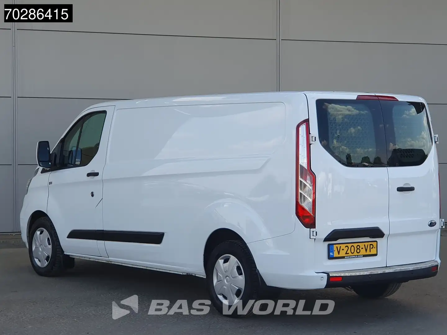 Ford Transit Custom 130PK Automaat L2H1 Navi Airco Cruise LED Parkeers Wit - 2