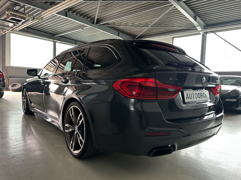 BMW 550 d Touring xDrive 360°/Pano/HuD/Abstandstemp. — photo 7