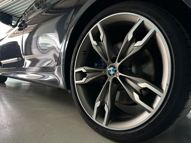 BMW 550 d Touring xDrive 360°/Pano/HuD/Abstandstemp. — photo 6