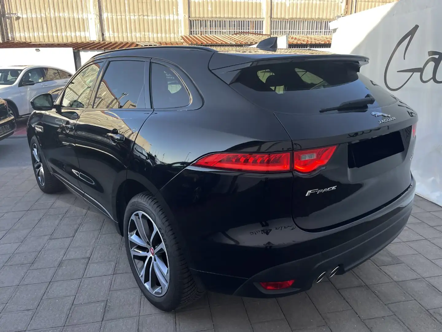 Jaguar F-Pace F-Pace 2015 2.0d i4 R-Sport awd 180cv auto my18 - 2