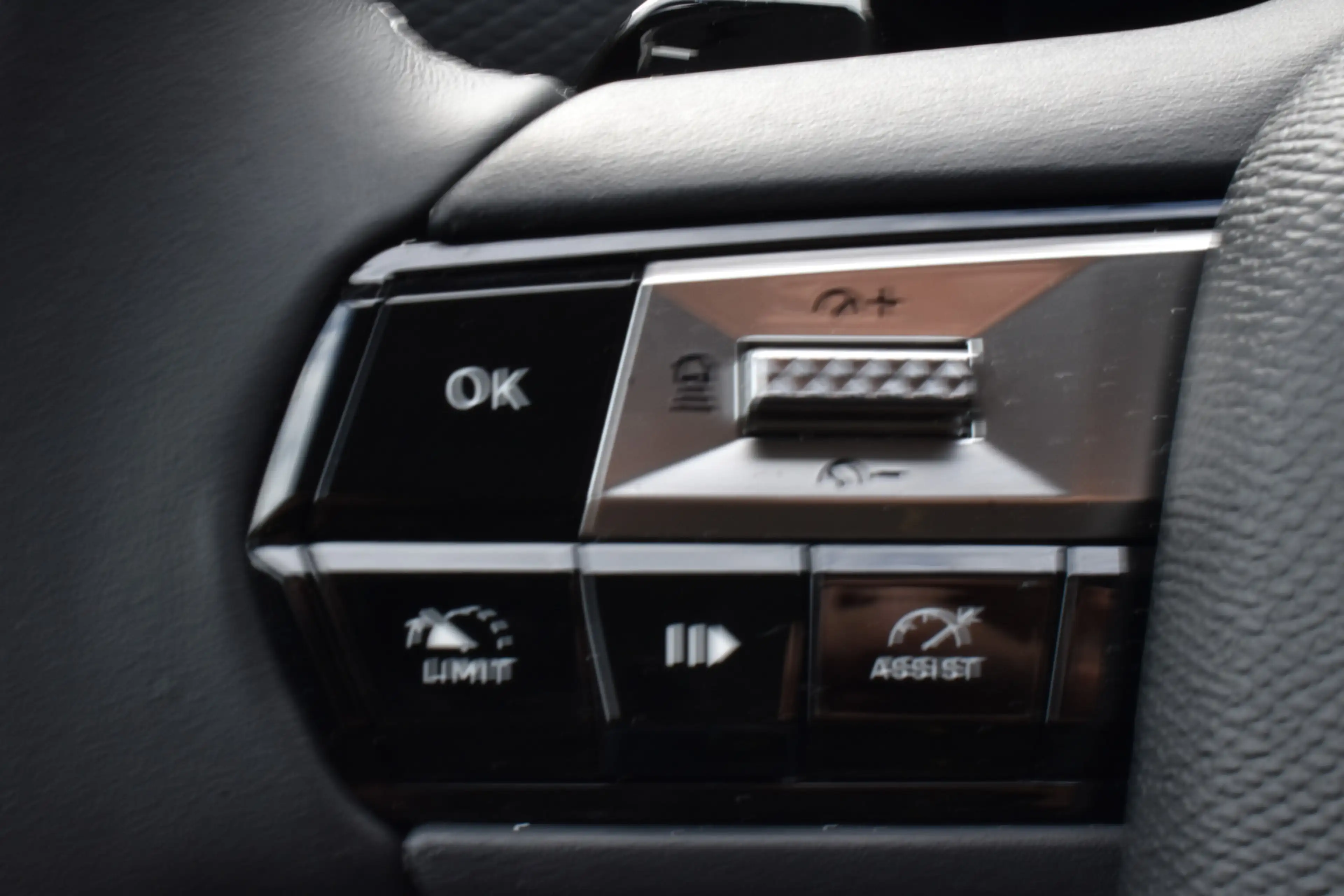 DS Automobiles DS 4 No E-Tense Pallas Comfort Tech Pack 58.3 kWh 8 Jaa — photo 14