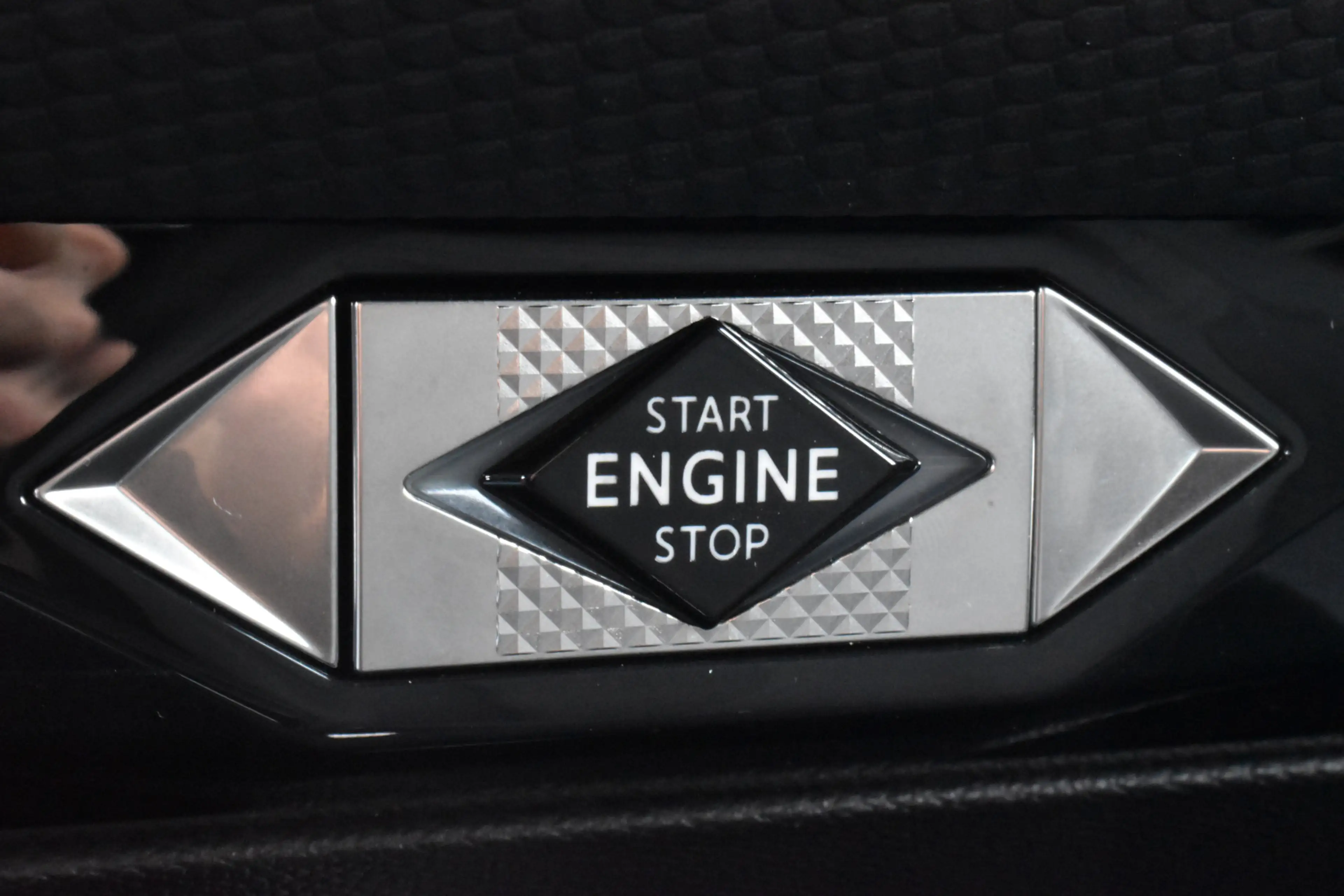 DS Automobiles DS 4 No E-Tense Pallas Comfort Tech Pack 58.3 kWh 8 Jaa — photo 10