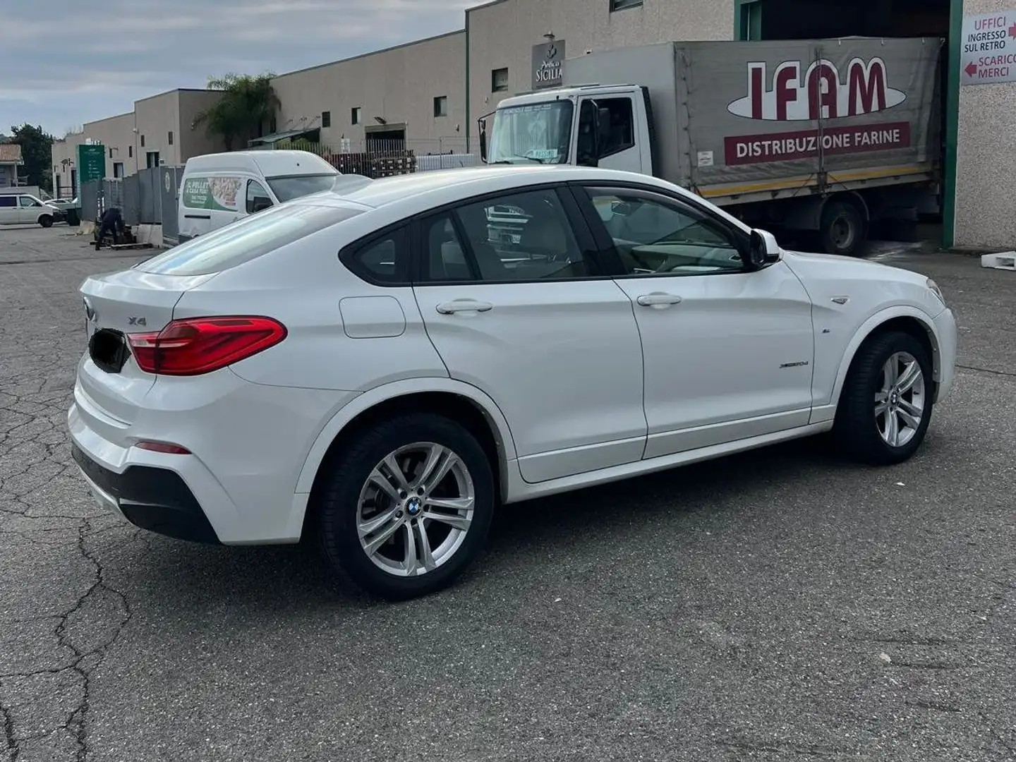 BMW X4 M M Sport - XDrive20d Bianco - 2