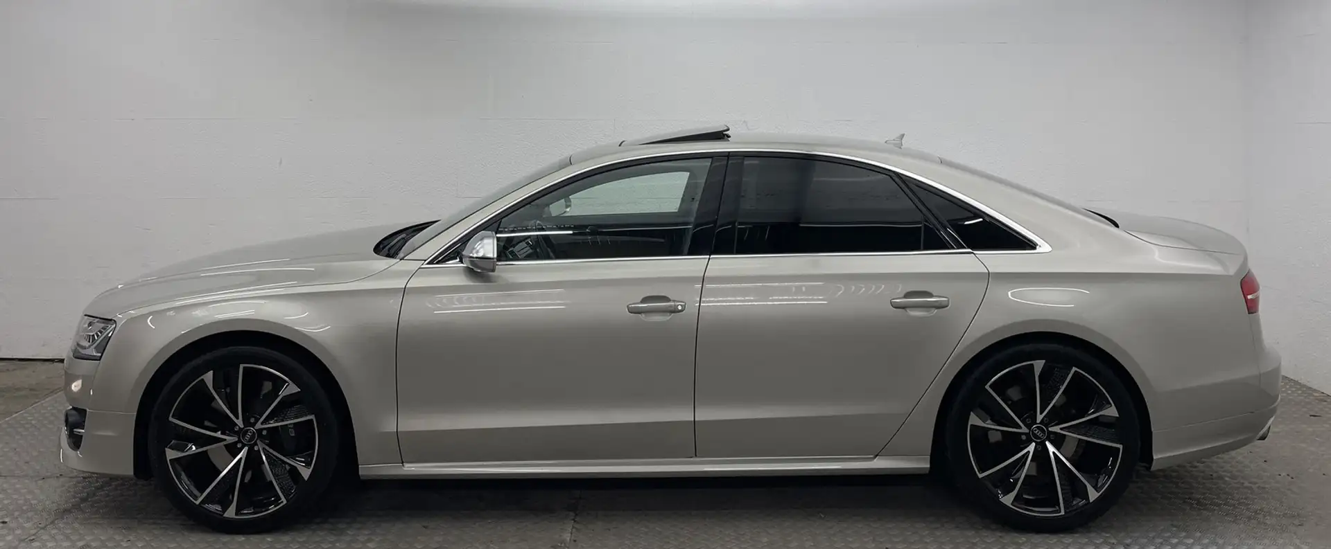 Audi S8 4.0 TFSI Qu CARBON ESD+AHK+HUD+BOSE+MATRIX+ Silber - 2