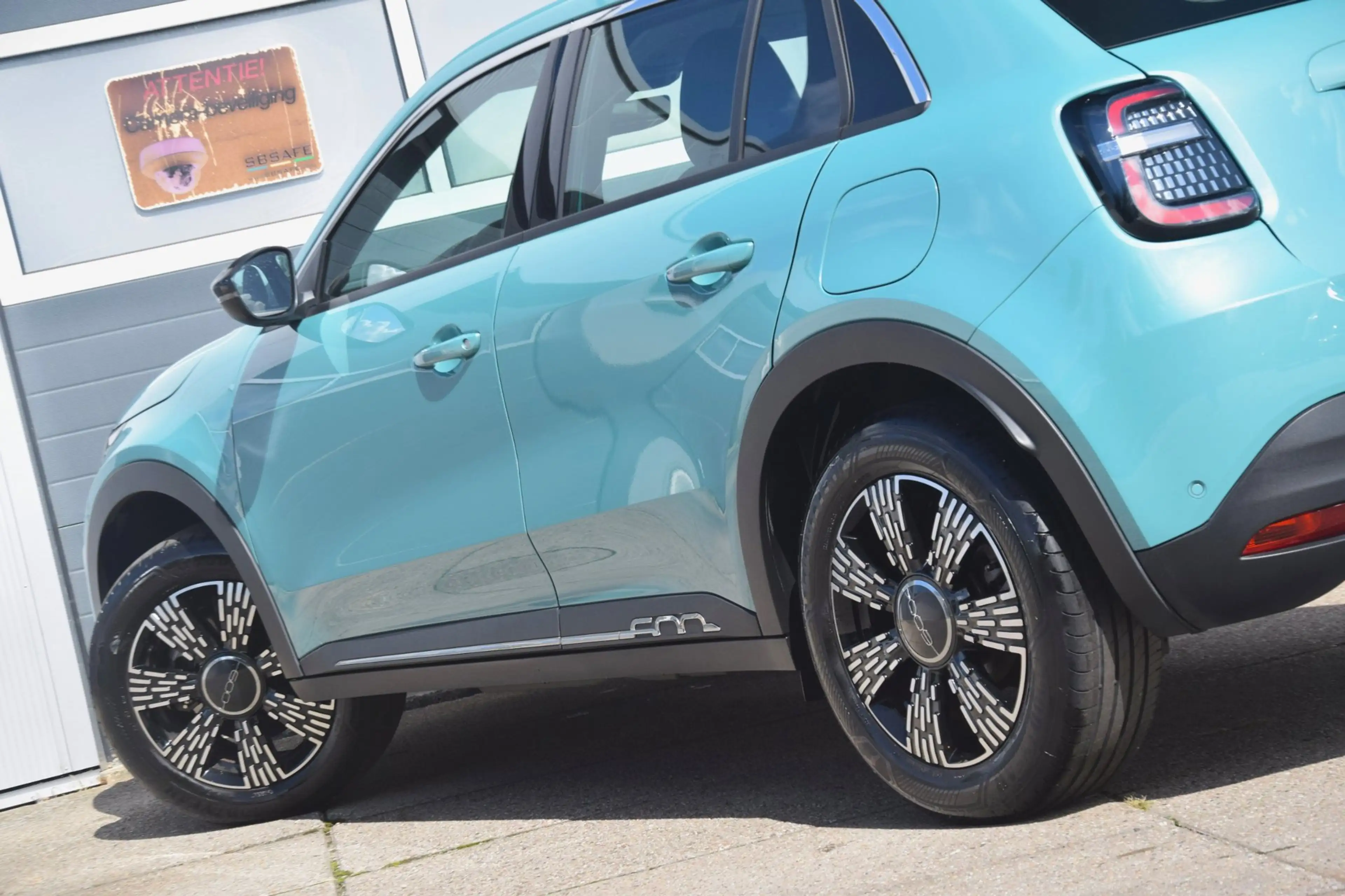 Fiat 600 1.2 Hybrid Pop NL auto — photo 24