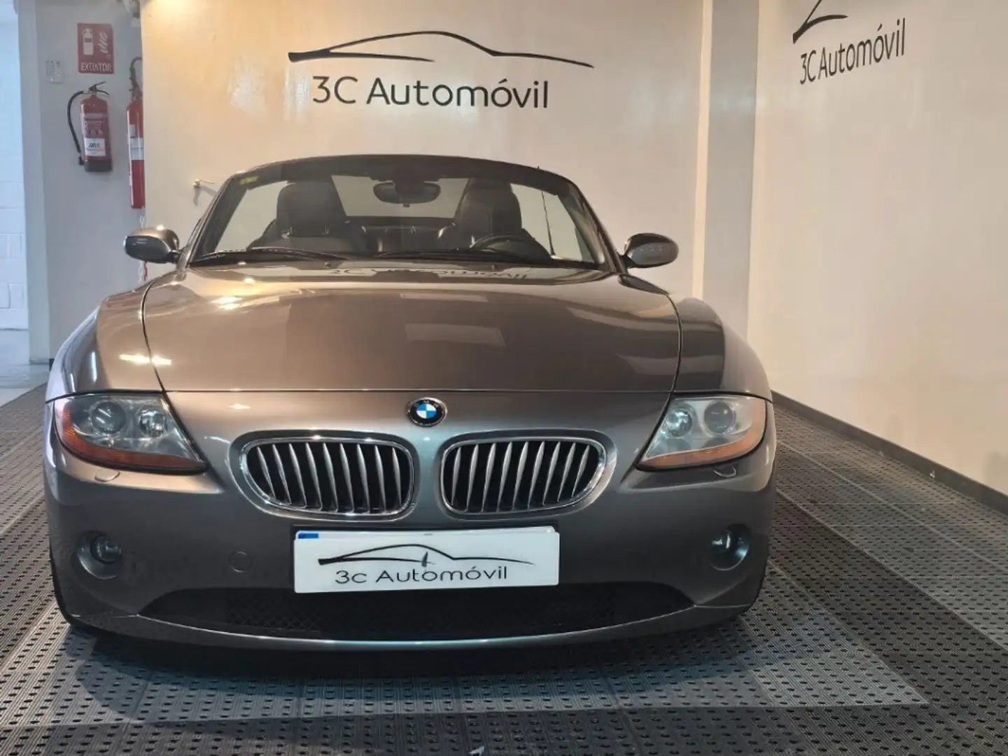 BMW Z4 3.0i Marrón - 2