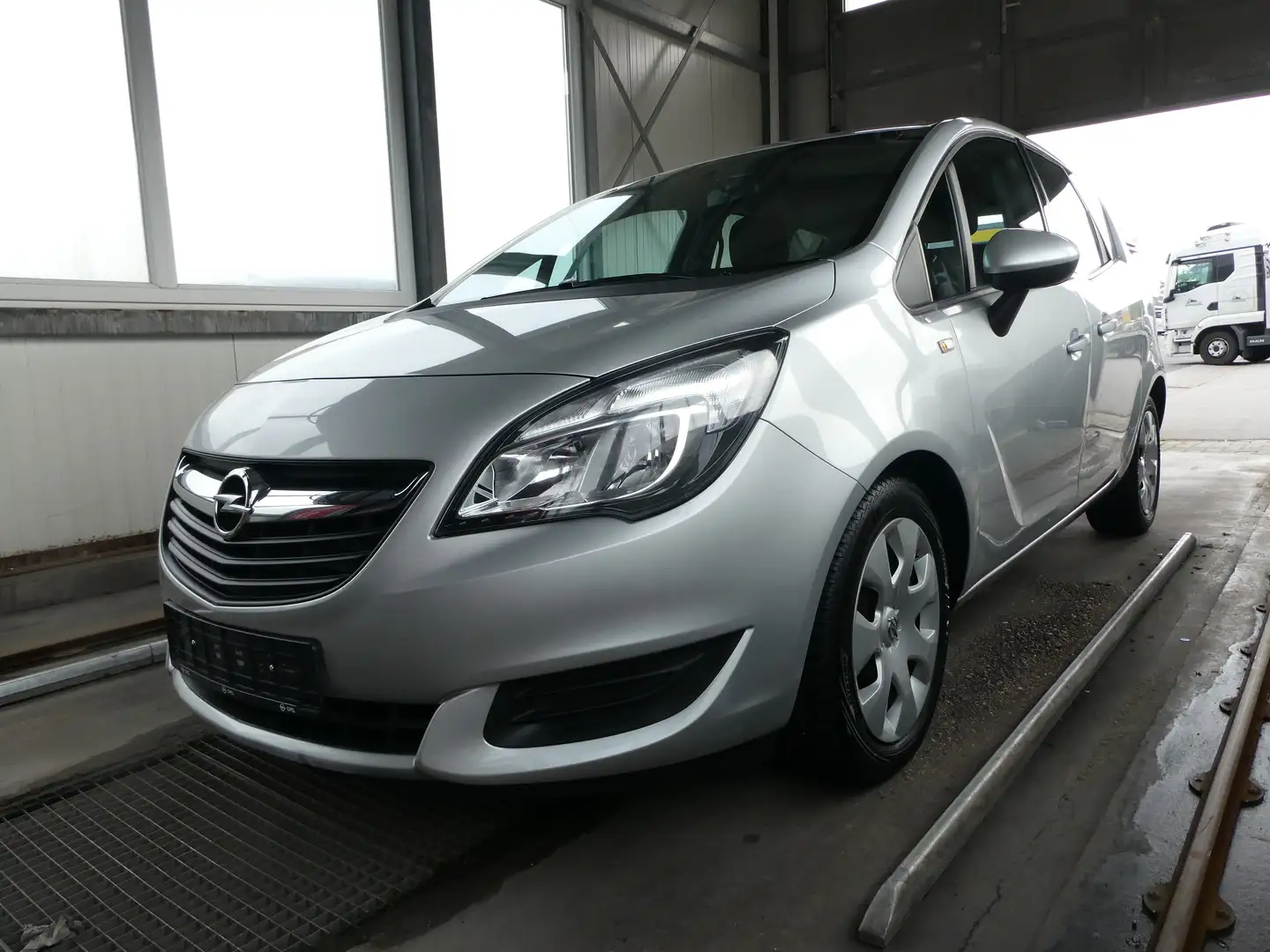 Opel Meriva Edition**Automatic**Garantie**1.Hand*Original-KM* Šedá - 1