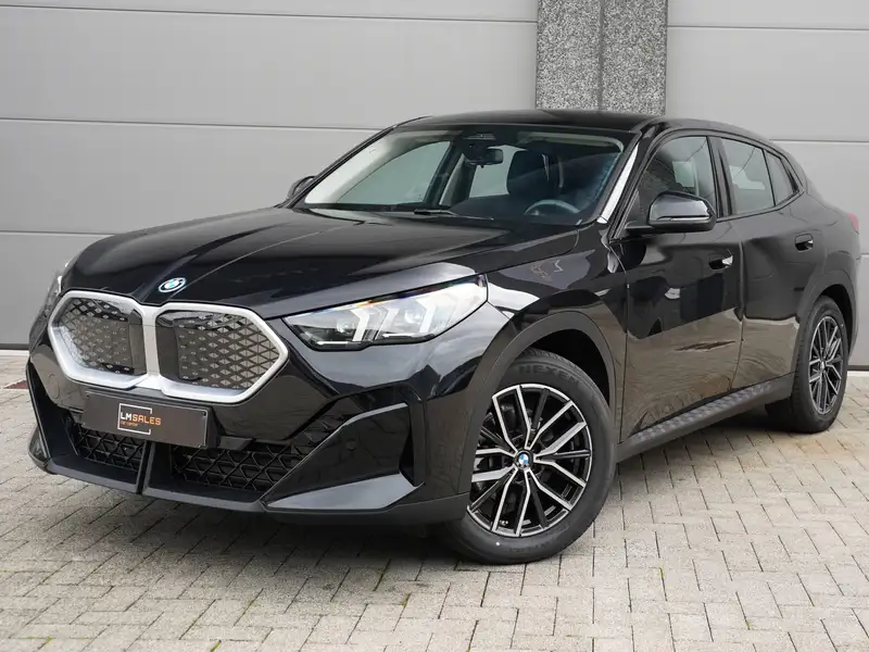 BMW Ix2