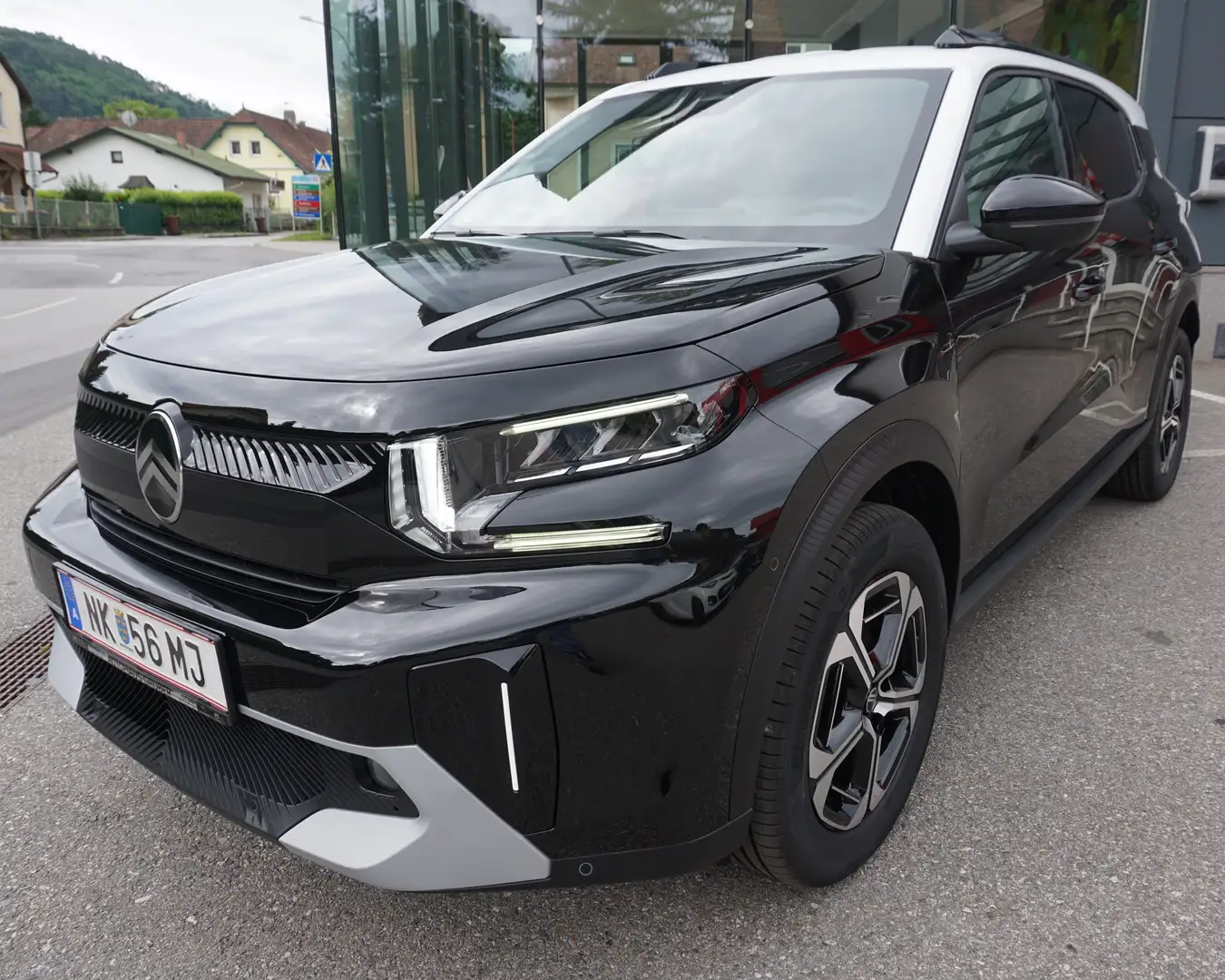Citroen C3 Aircross HYB 136 MAX Zwart - 1