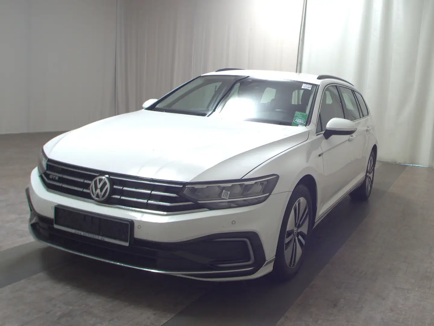 Volkswagen Passat Var. GTE 1.4 TSI Navi LED Shz ACC PDC Weiß - 2