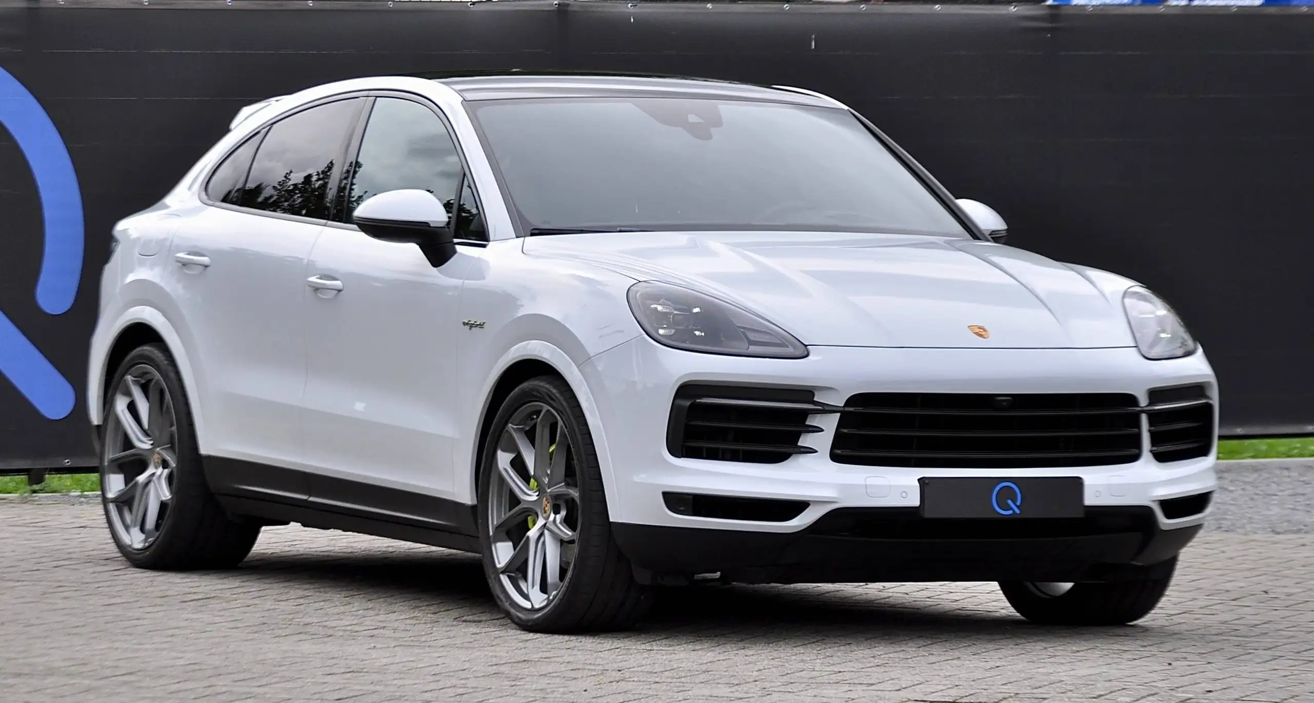 Porsche Cayenne COUPE PHEV PANO BOSE SPORT CHRONO 360° CAM — 1/22