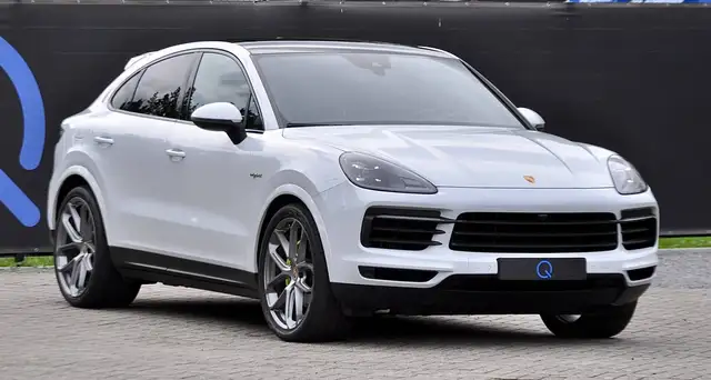 2020 Porsche Cayenne in White for sale