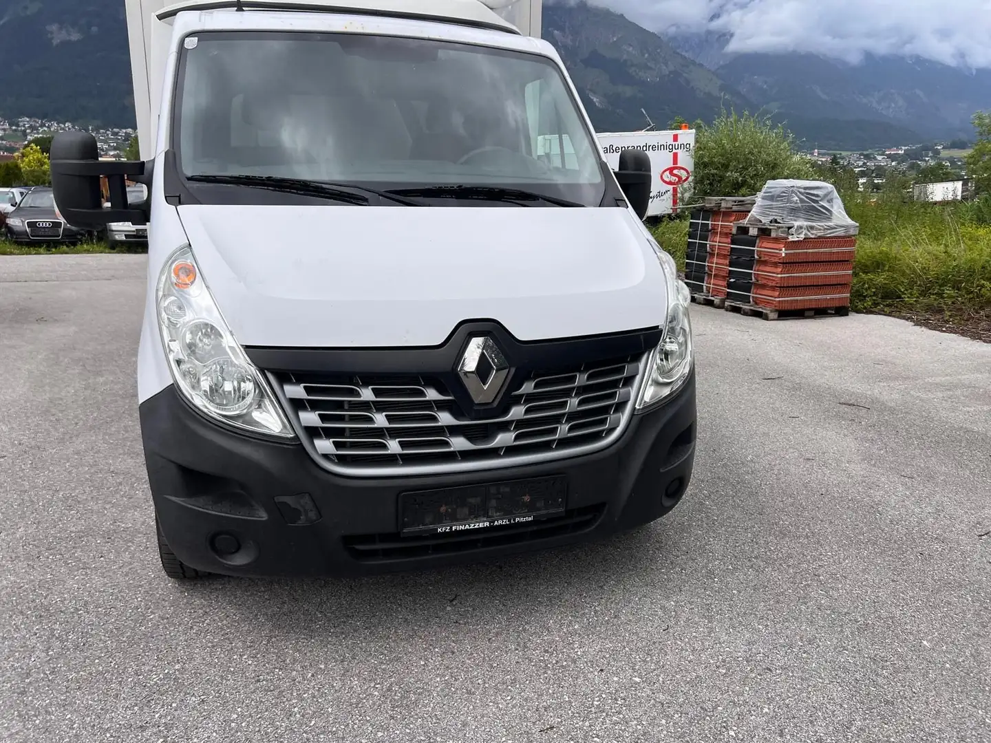 Renault Master L3H2 3,9t Bus Energy dCi 165 17-Sitzer - 1