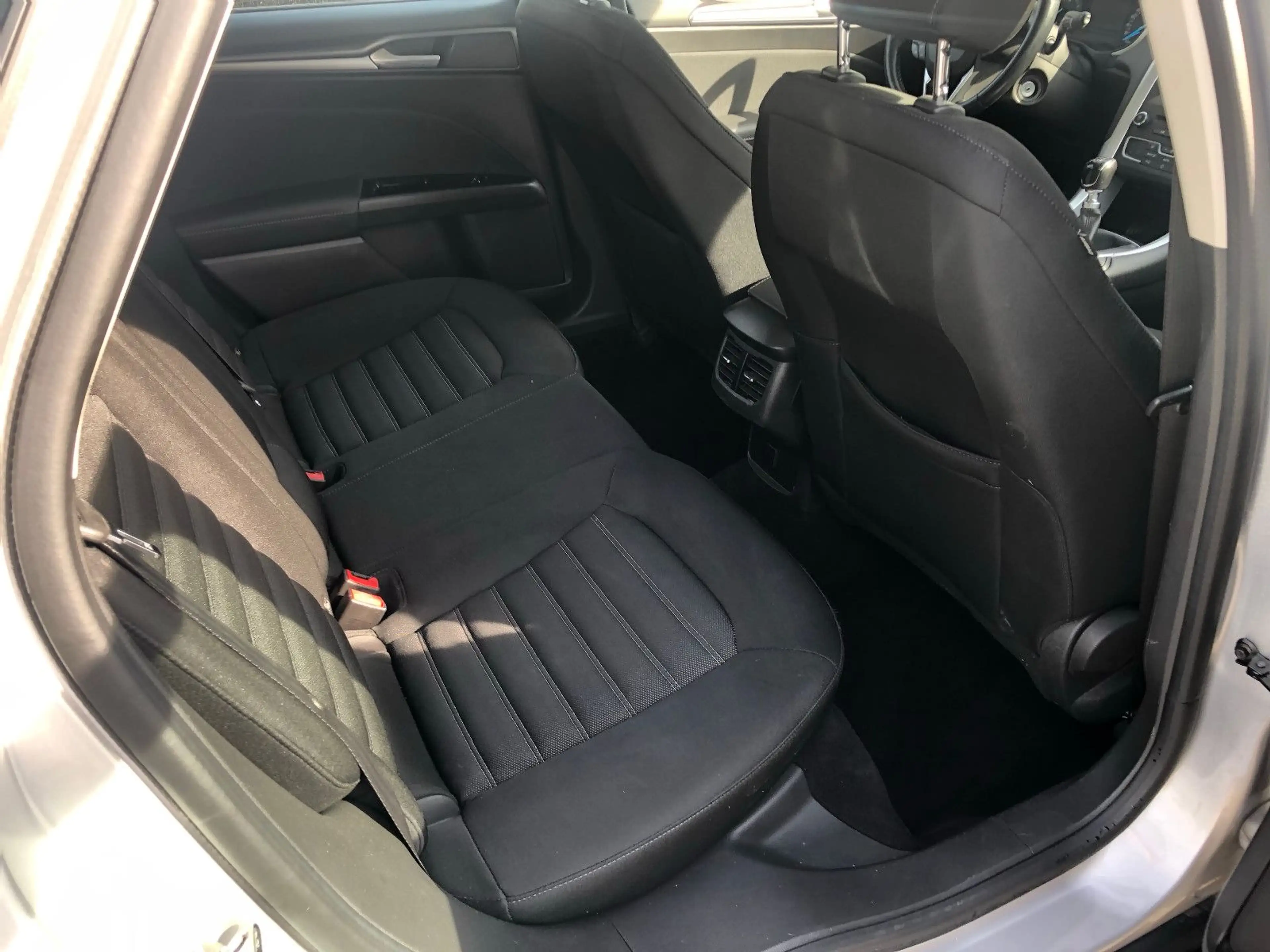 Ford Mondeo Turnier Business Edition-1Hd-Wi+So-Euro6- — photo 37
