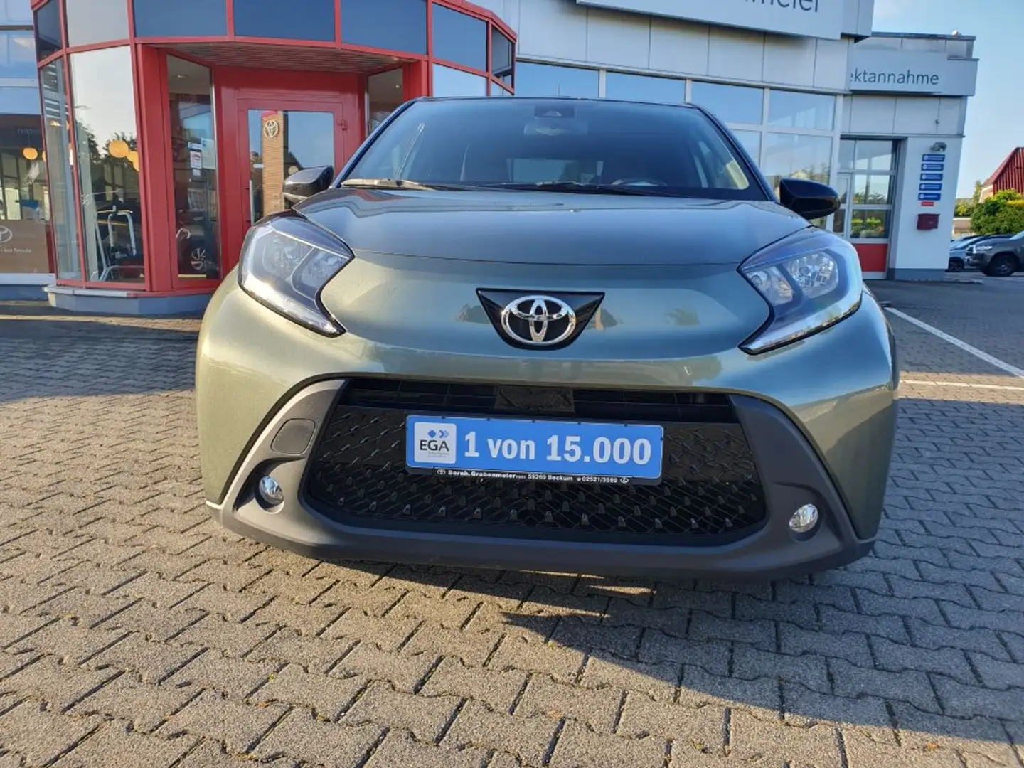 Toyota Aygo X Pulse Grün - 2