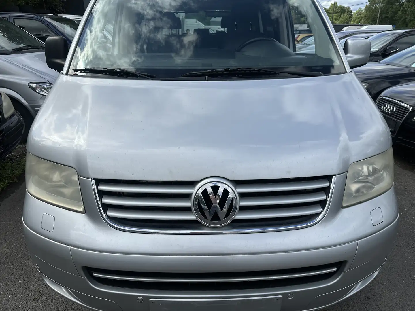 Volkswagen T5 Multivan Highline 4Motion 174 PS STANDHEIZUNG KLIMA ALU 17 Grau - 2