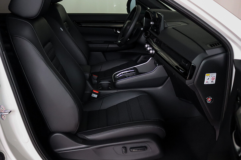 Honda CR-V 2,0 i-MMD e:PHEV 2WD Advance Tech Aut. — photo 11