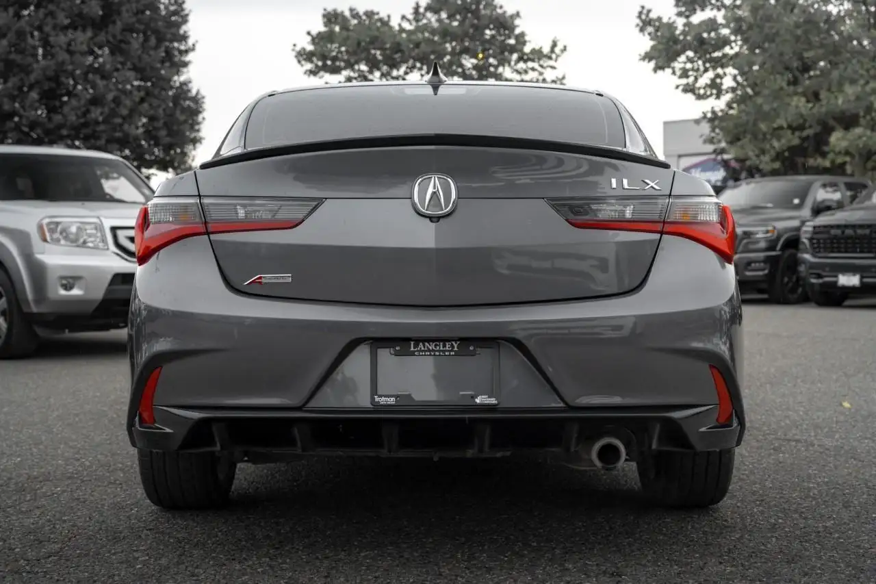 Acura ILX снимка Acura ILX