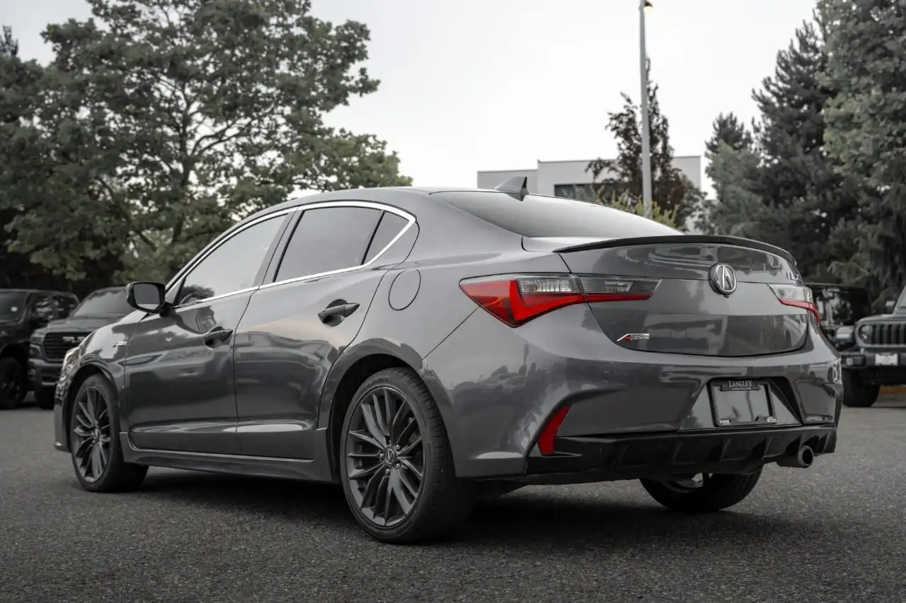 Acura ILX снимка Acura ILX