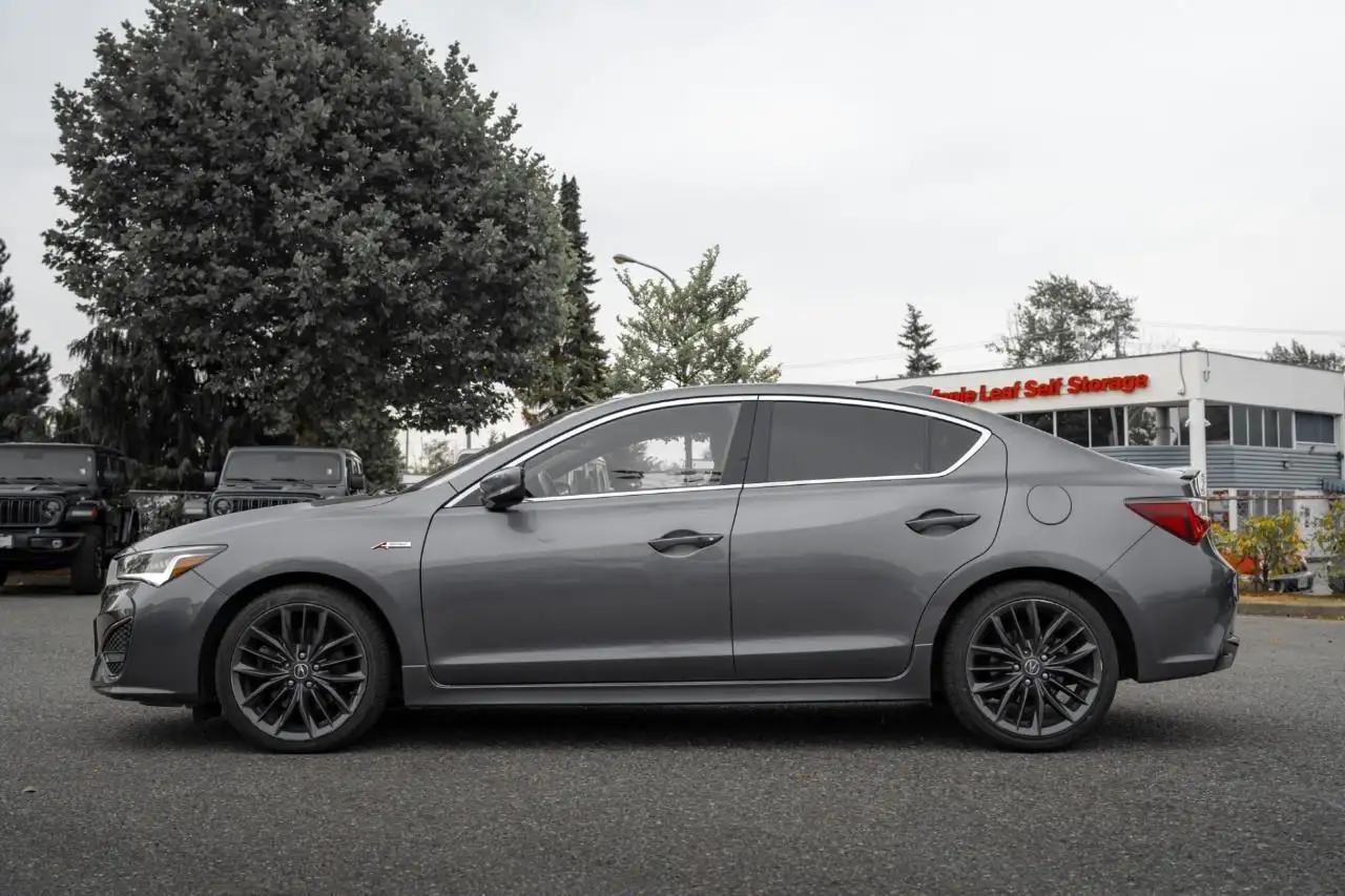 Acura ILX снимка Acura ILX