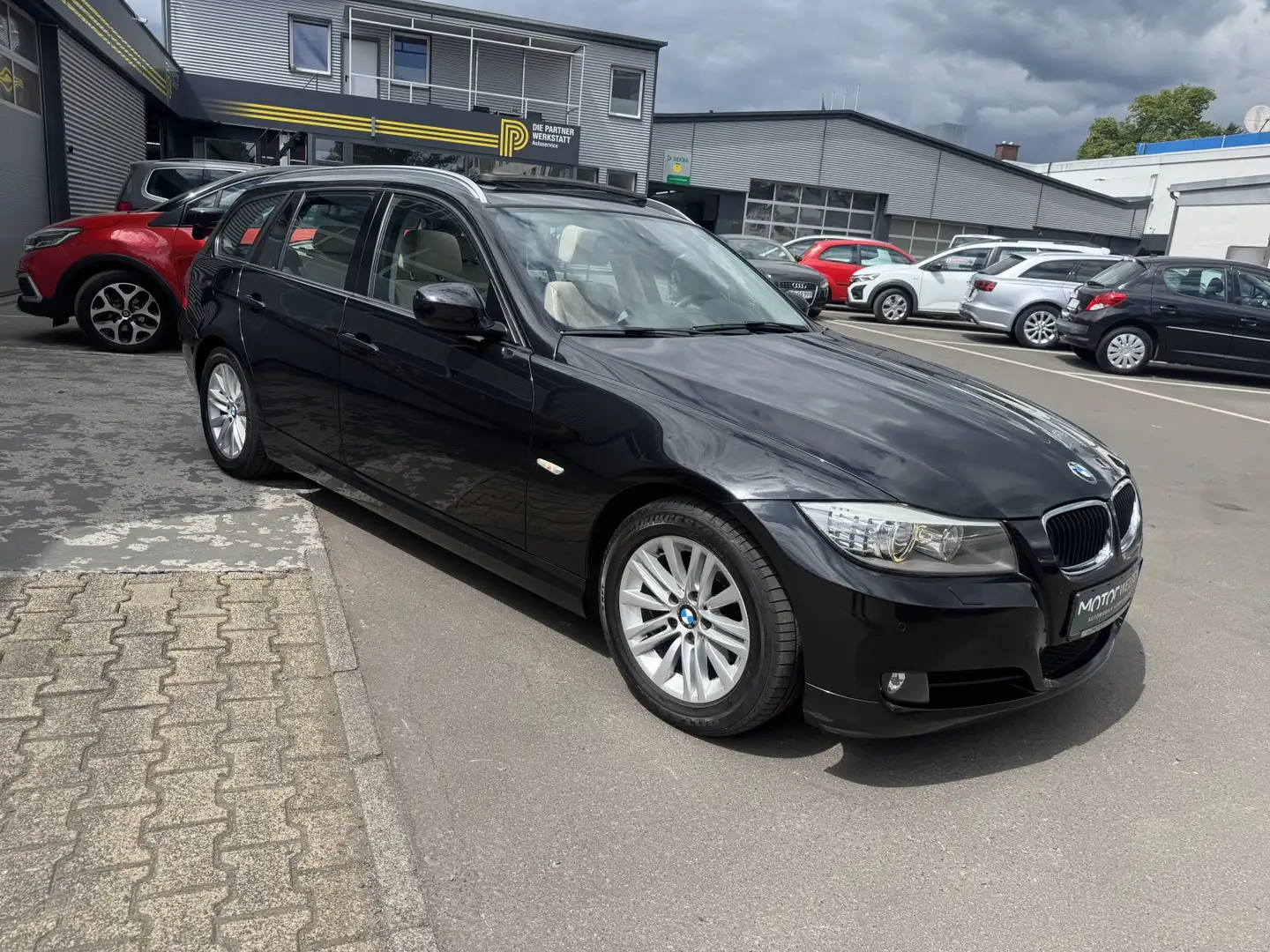BMW 318 i Touring 318 i EU5 Touring Zwart - 2