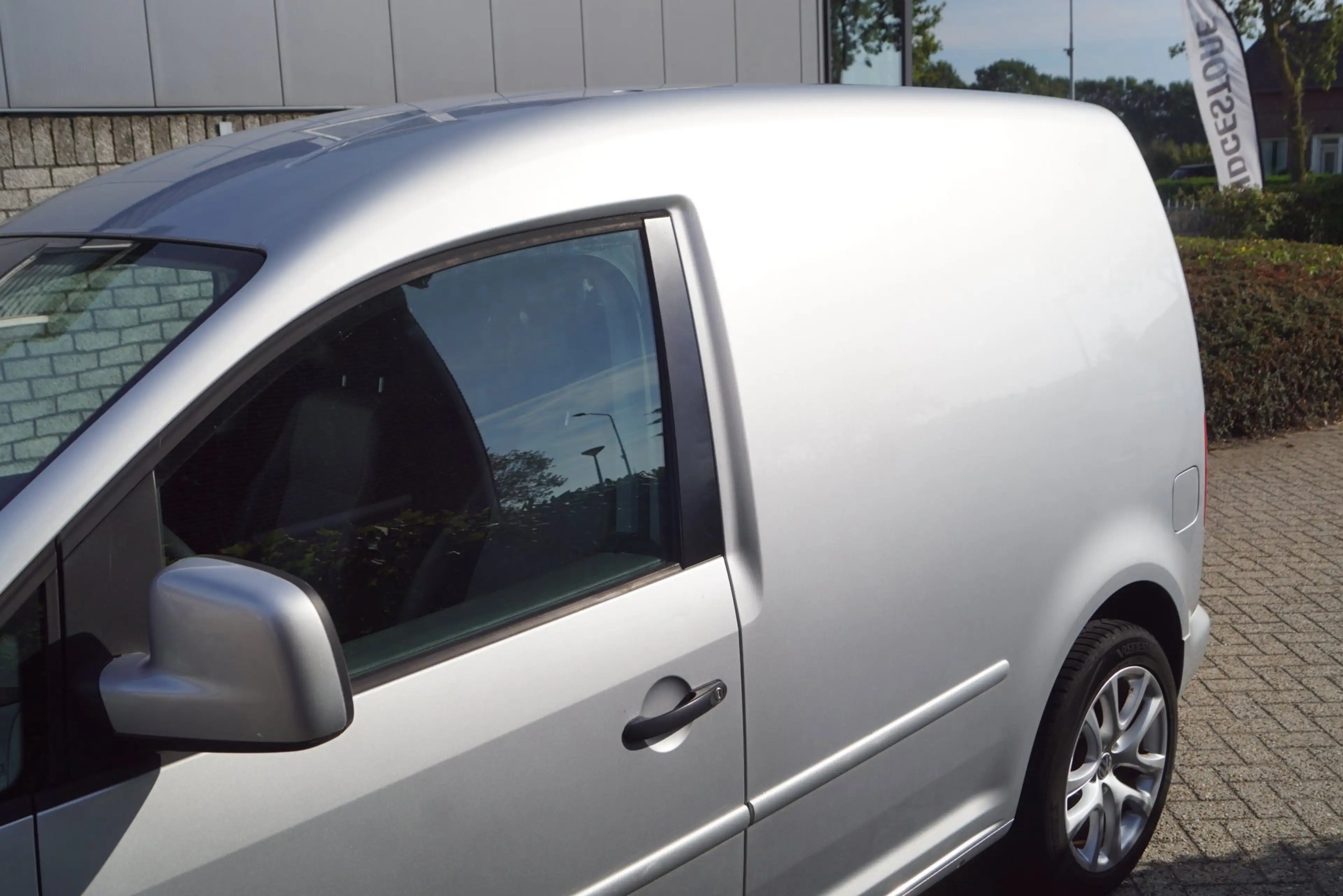 Volkswagen Caddy 1.6 TDI Navi Airco Elektrische Ramen en Spiegels C — photo 24
