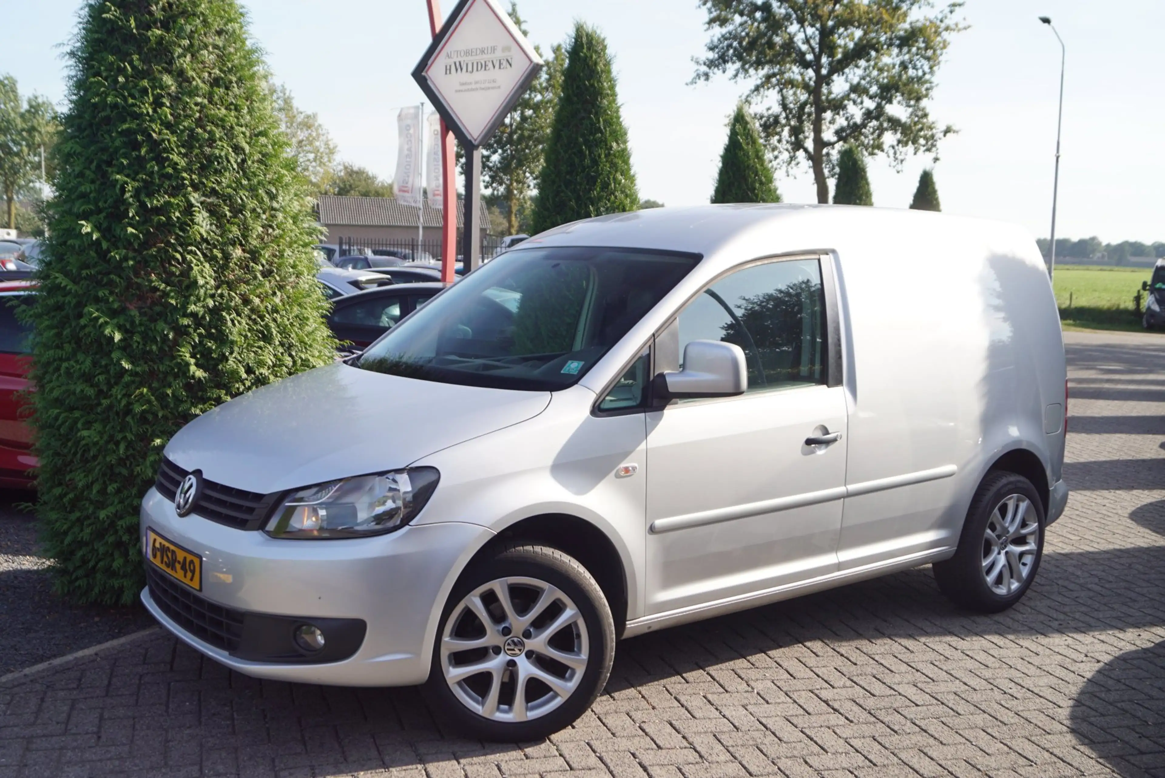 Volkswagen Caddy 1.6 TDI Navi Airco Elektrische Ramen en Spiegels C — photo 37