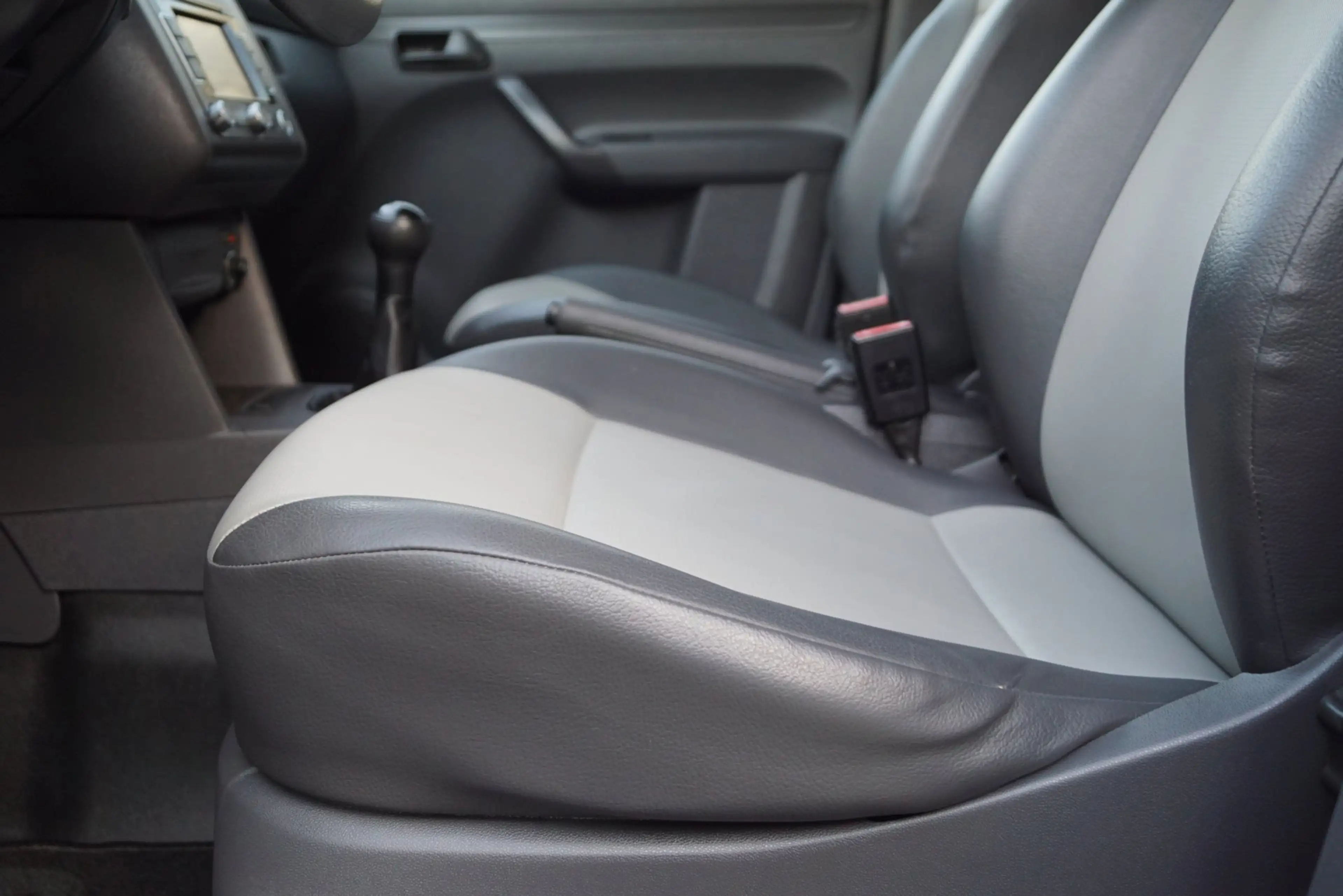 Volkswagen Caddy 1.6 TDI Navi Airco Elektrische Ramen en Spiegels C — photo 22