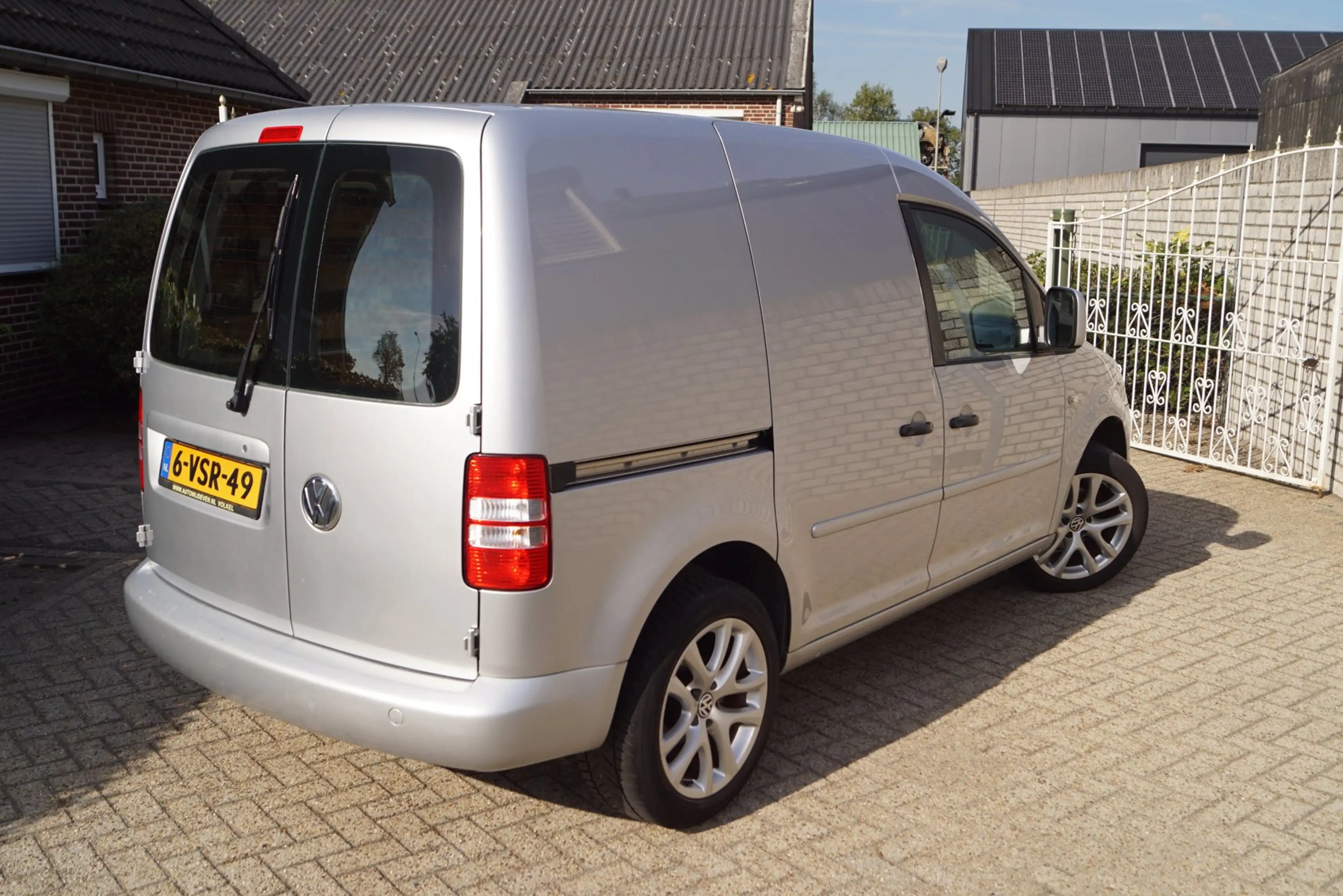 Volkswagen Caddy 1.6 TDI Navi Airco Elektrische Ramen en Spiegels C — photo 32
