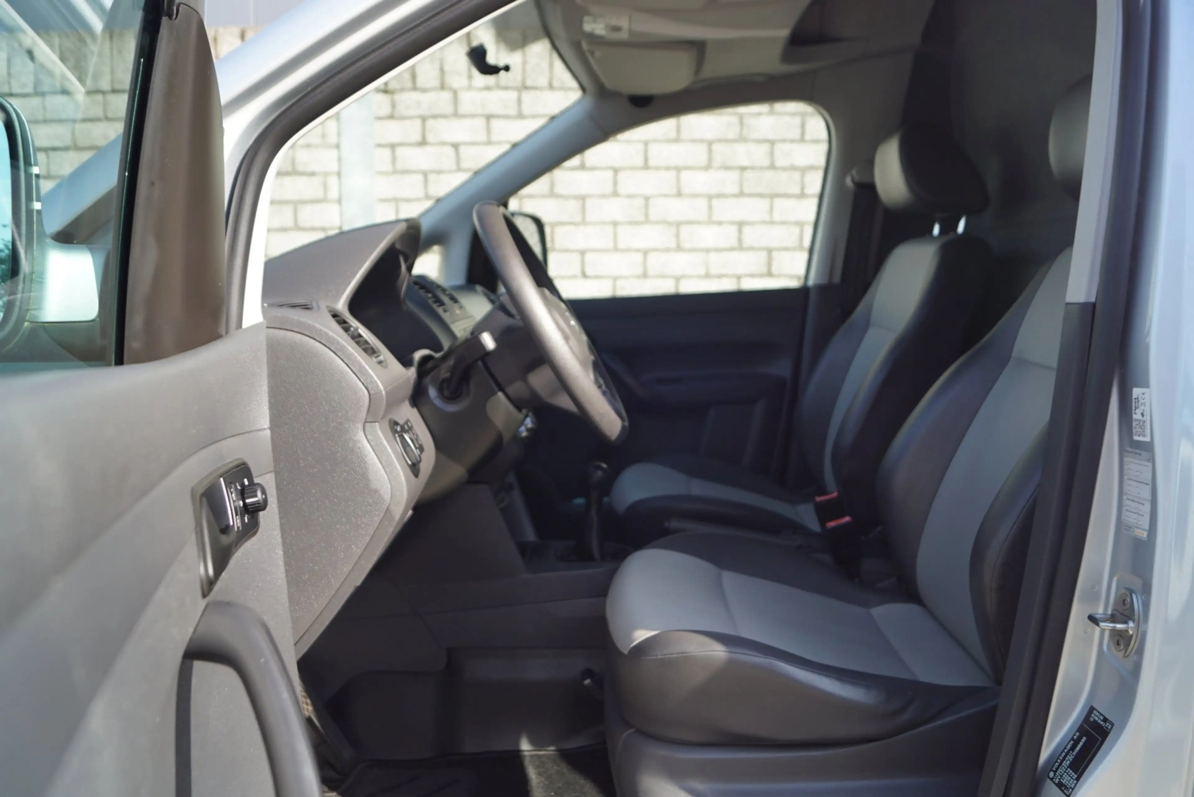 Volkswagen Caddy 1.6 TDI Navi Airco Elektrische Ramen en Spiegels C — photo 4