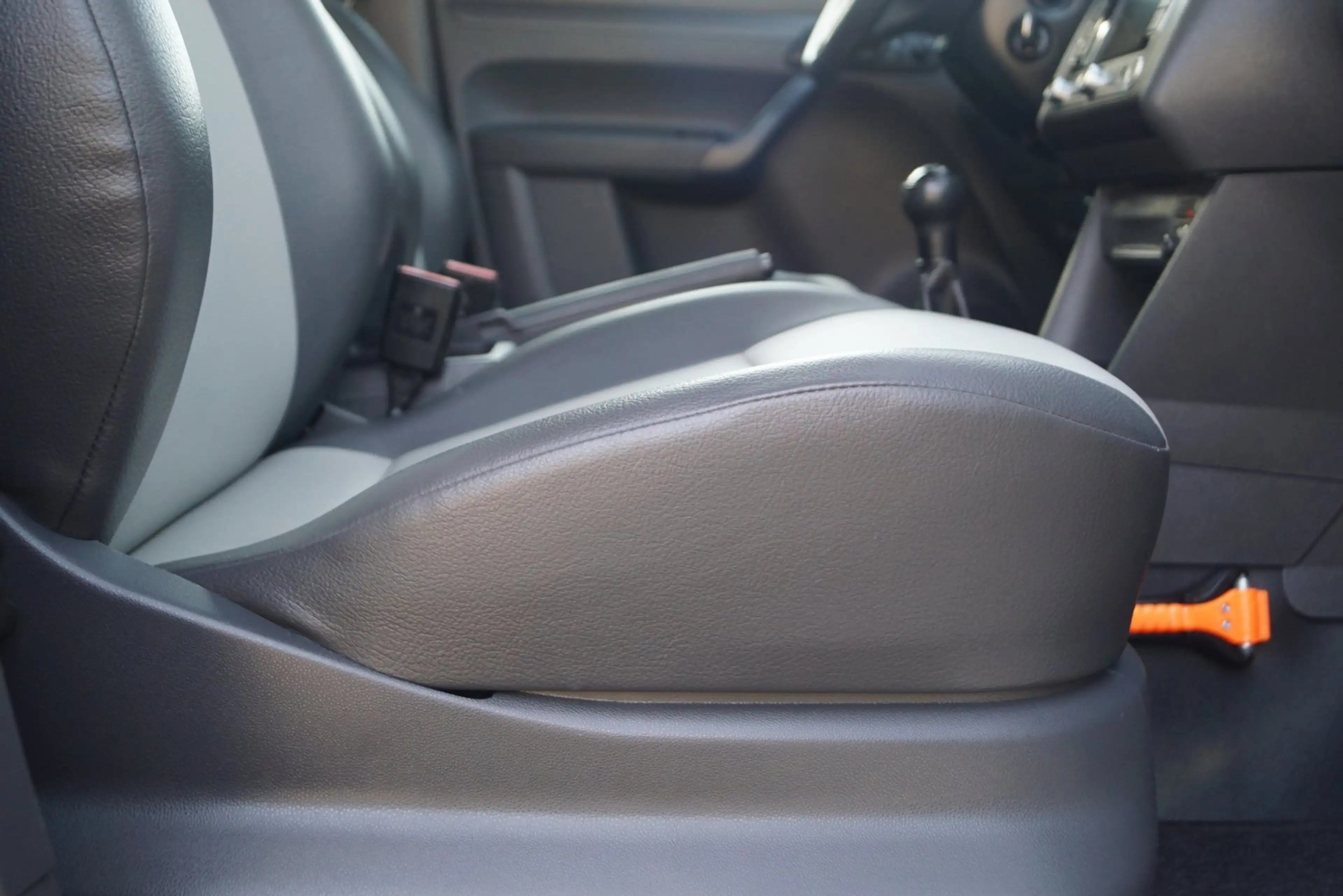 Volkswagen Caddy 1.6 TDI Navi Airco Elektrische Ramen en Spiegels C — photo 23