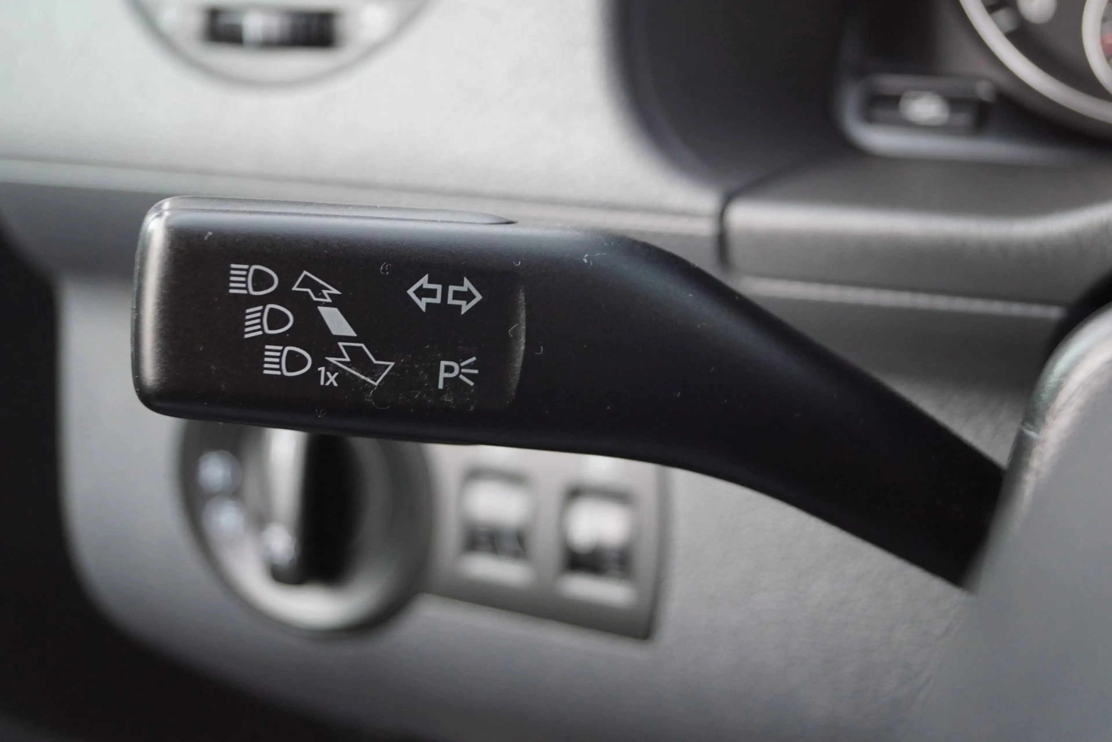 Volkswagen Caddy 1.6 TDI Navi Airco Elektrische Ramen en Spiegels C — photo 34