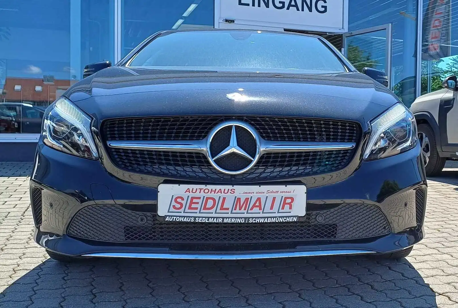 Mercedes-Benz A 250 Schwarz - 1