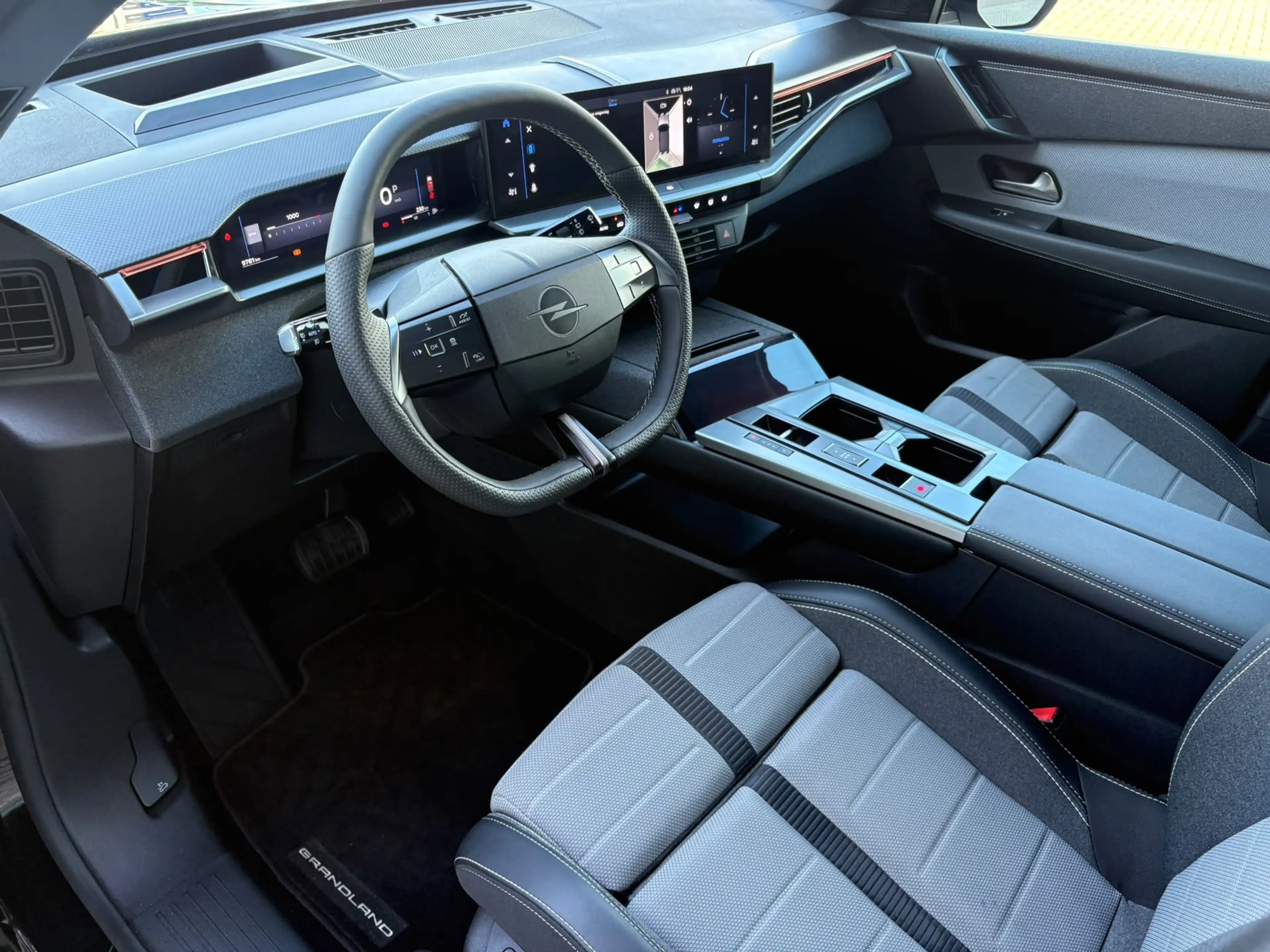 Opel Grandland 1.2 Turbo Hybrid GS 136pk Automaat / 360 Camera / — photo 6