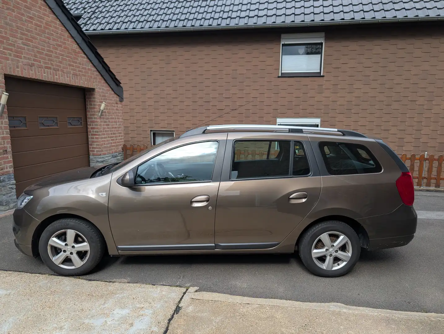 Dacia Logan Logan MCV MCV TCe 90 (S Bronze - 1