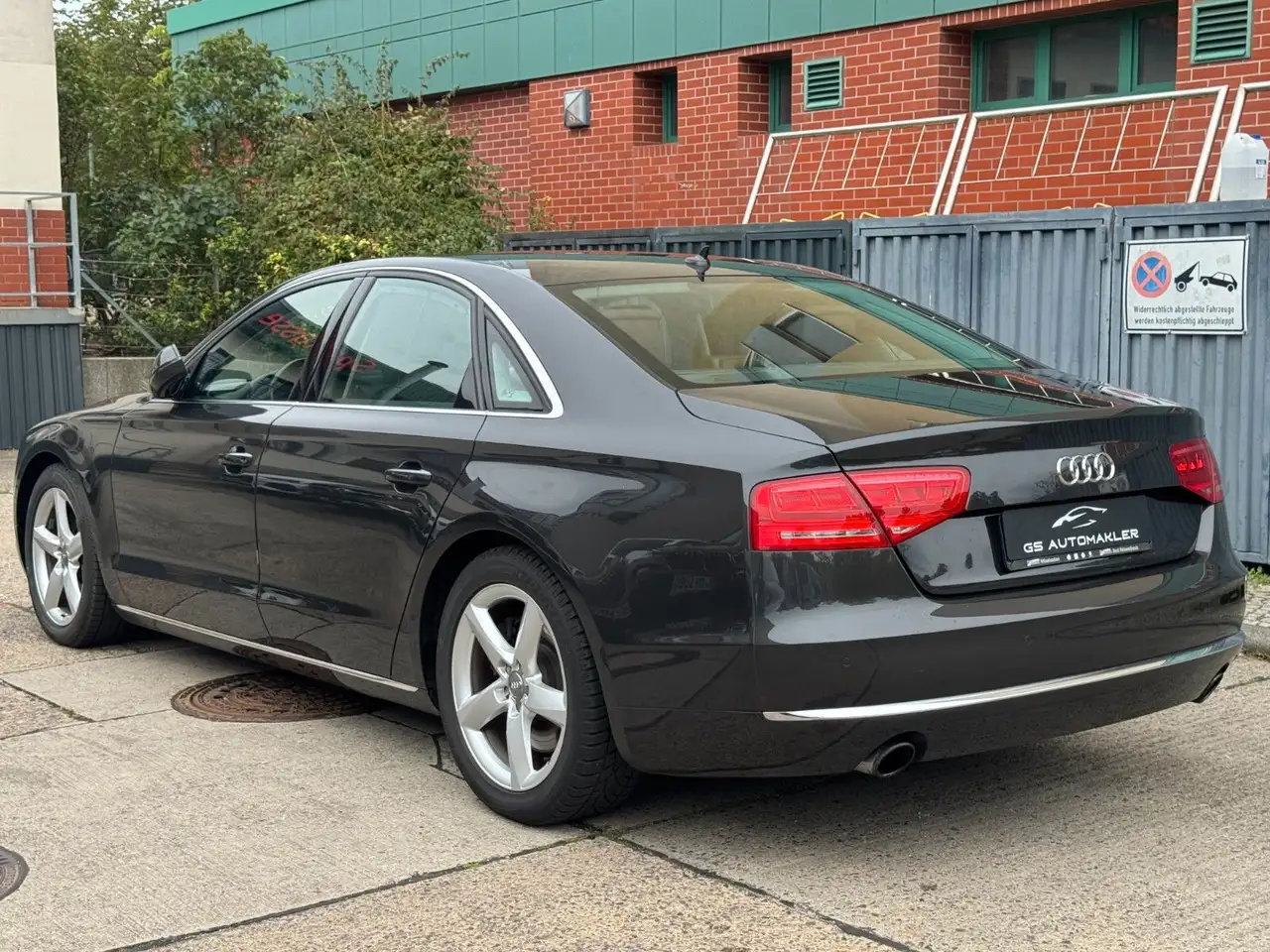 AUDI A8 4.2 FSI QUATTRO - 371ch -  CAMÉRA D'AIDE AU STATIONNEMENT - HAYON ARRIÈRE ÉLECTRIQUE - SELLERIE CUIR