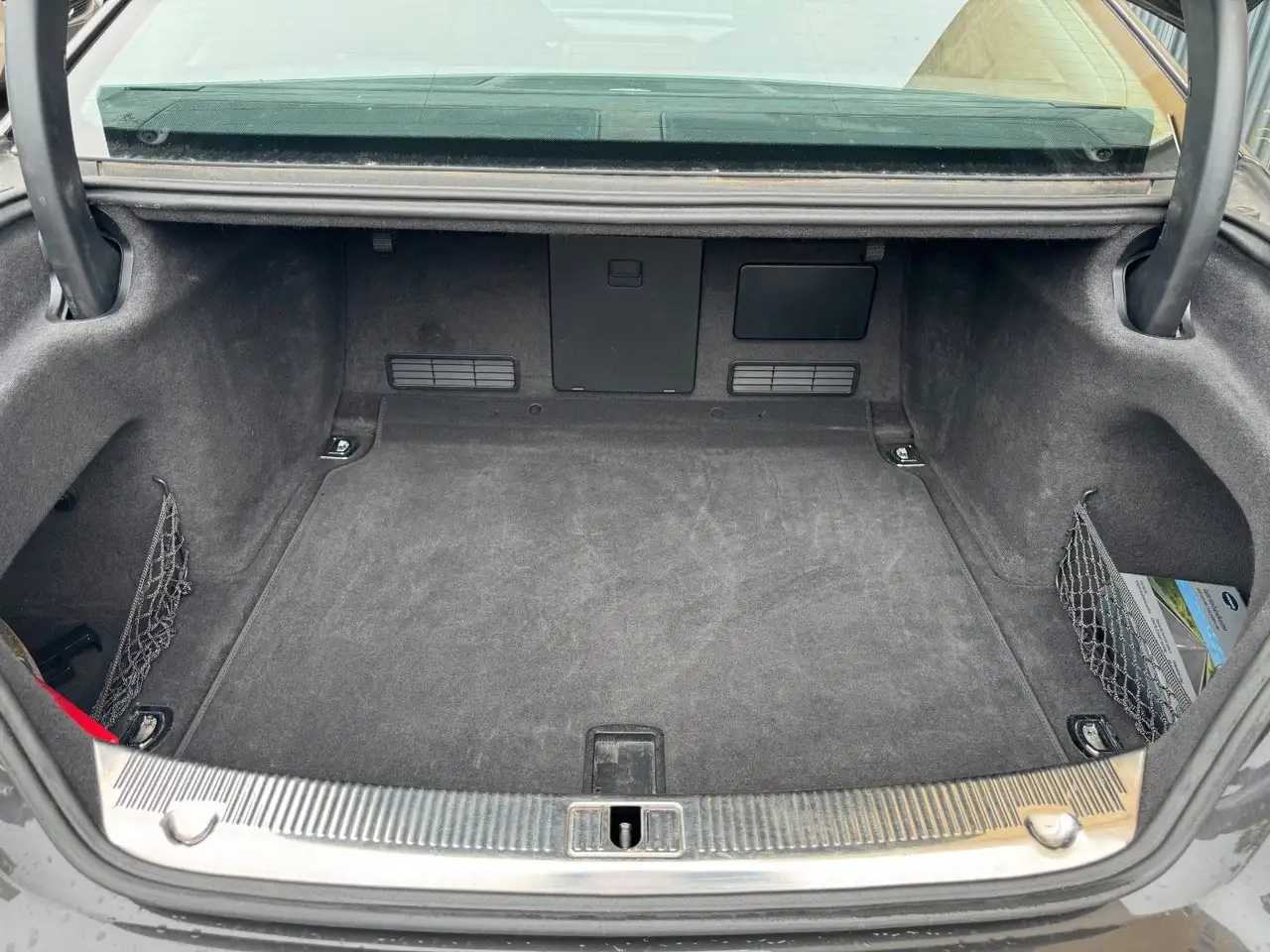 AUDI A8 4.2 FSI QUATTRO - 371ch -  CAMÉRA D'AIDE AU STATIONNEMENT - HAYON ARRIÈRE ÉLECTRIQUE - SELLERIE CUIR