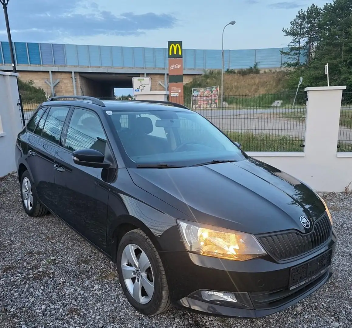 Skoda Fabia Fabia Combi 25 1,0 Schwarz - 2