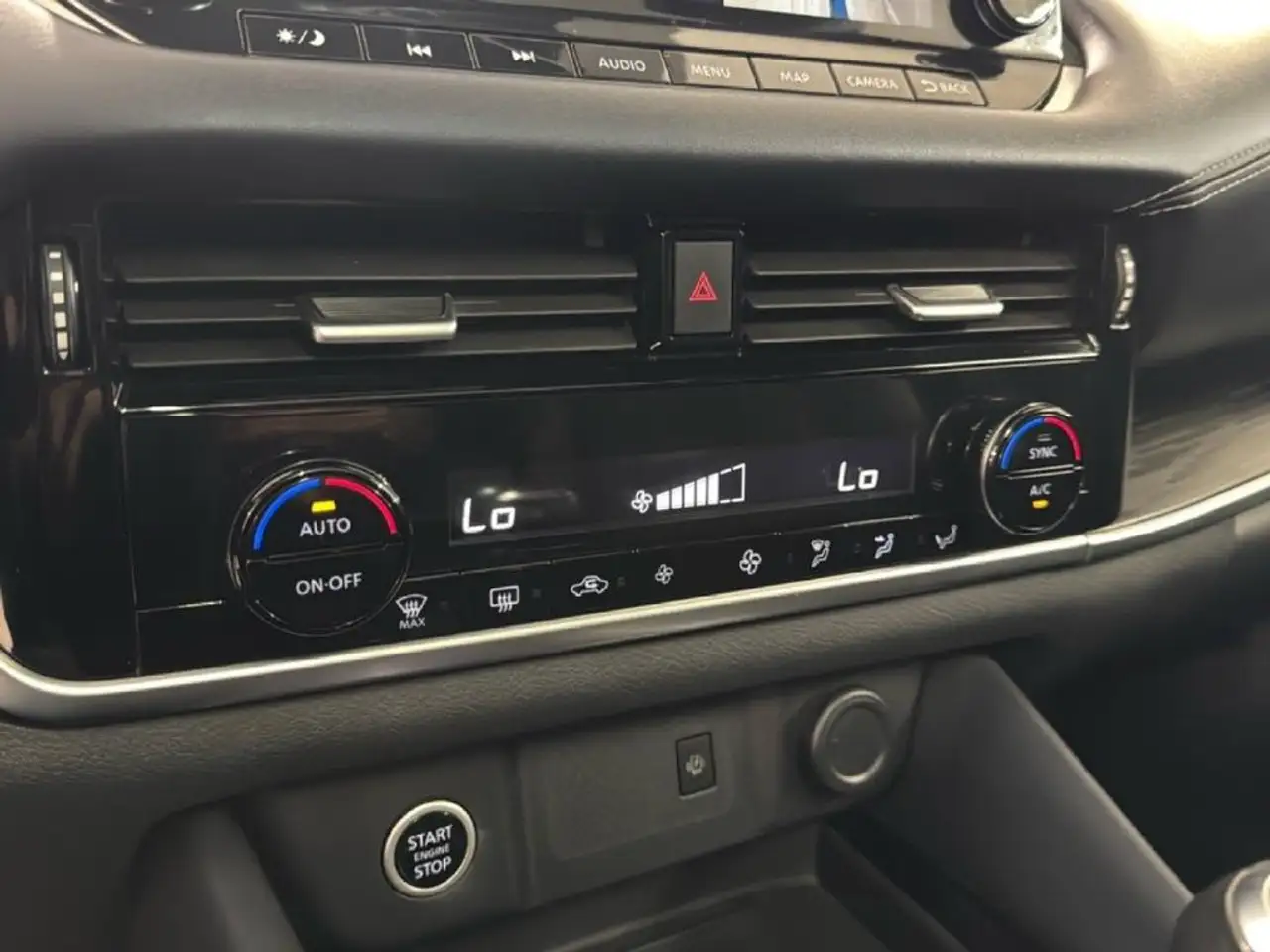 Nissan Qashqai 1.3 mild hybrid Tekna 2wd 140cv, миниатюра 12