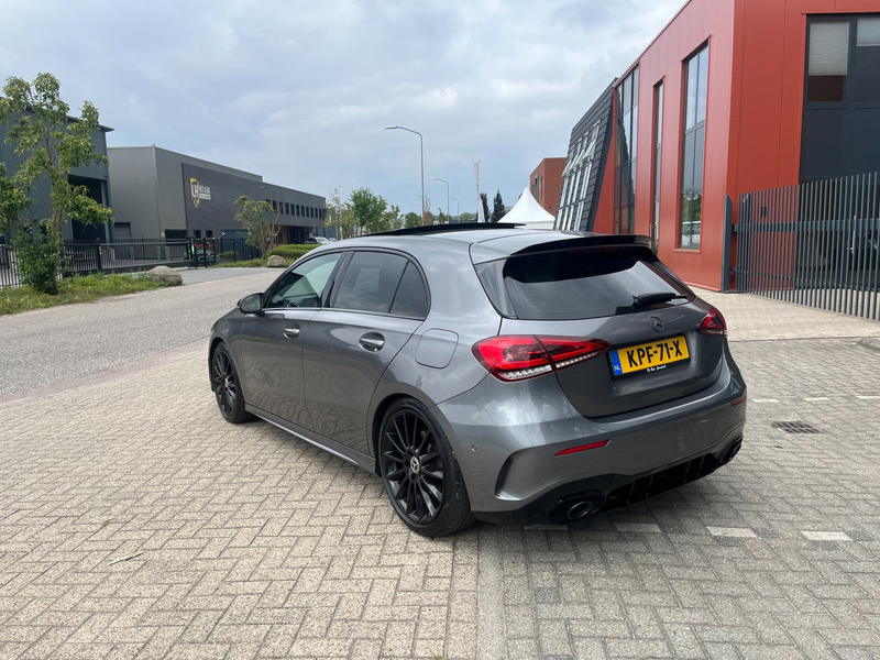 Mercedes-Benz A 250 4MATIC Premium Plus — photo 9