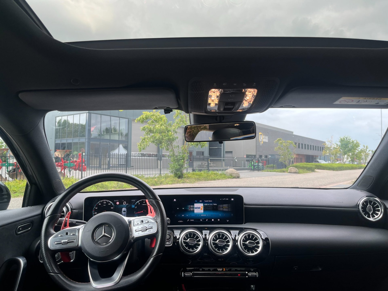 Mercedes-Benz A 250 4MATIC Premium Plus — photo 15