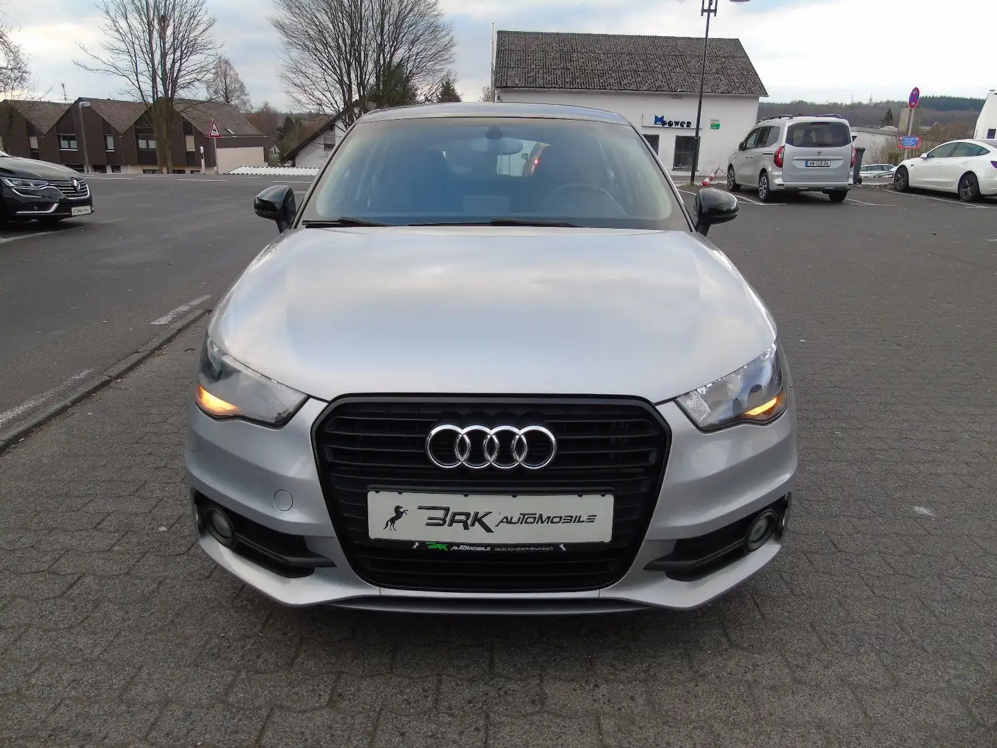 Audi A1 Sportback admired S-Line *LÜCKENLOS SH*KLIMA* Grau - 2